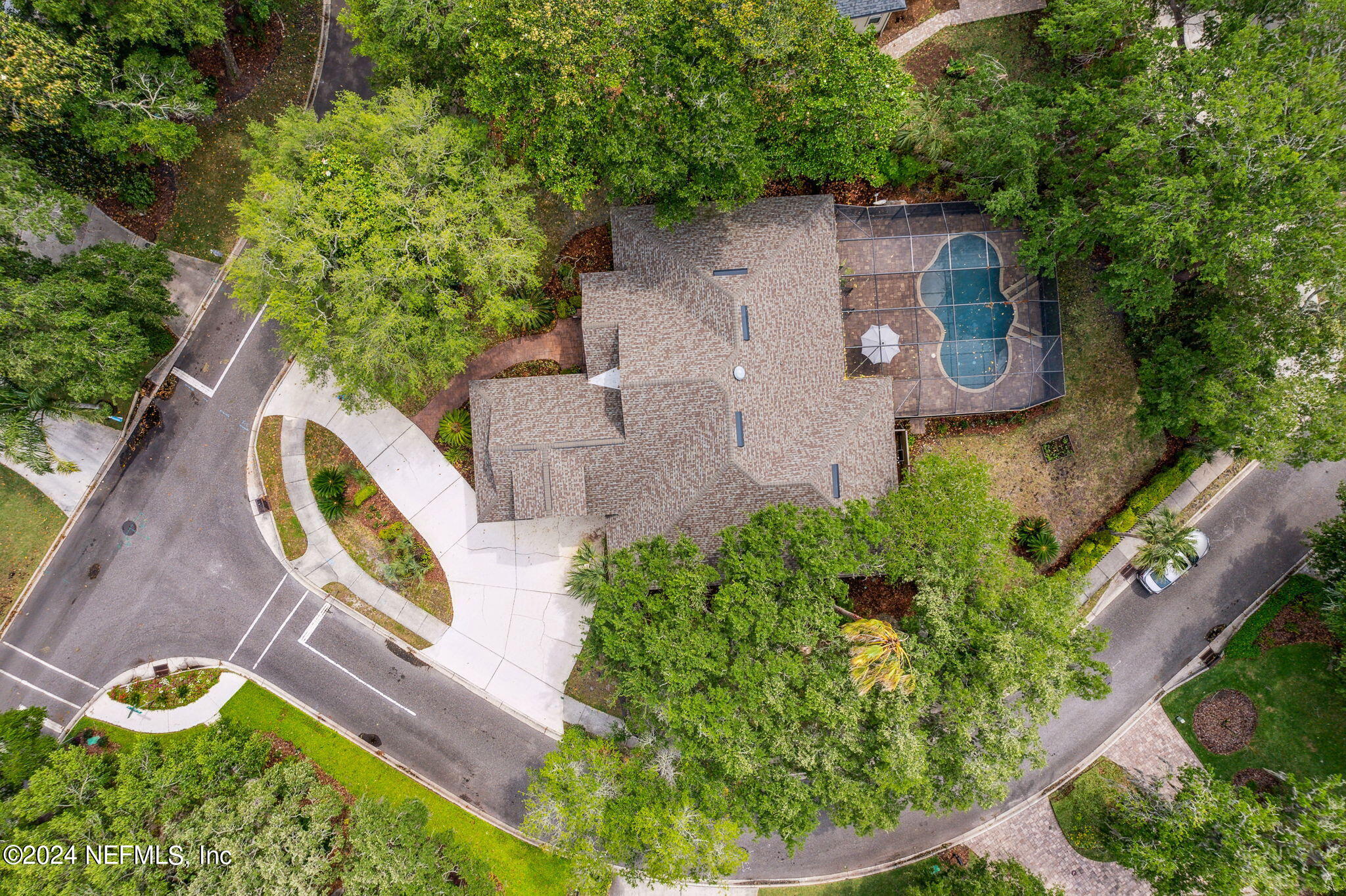 2752 SEA GROVE Lane