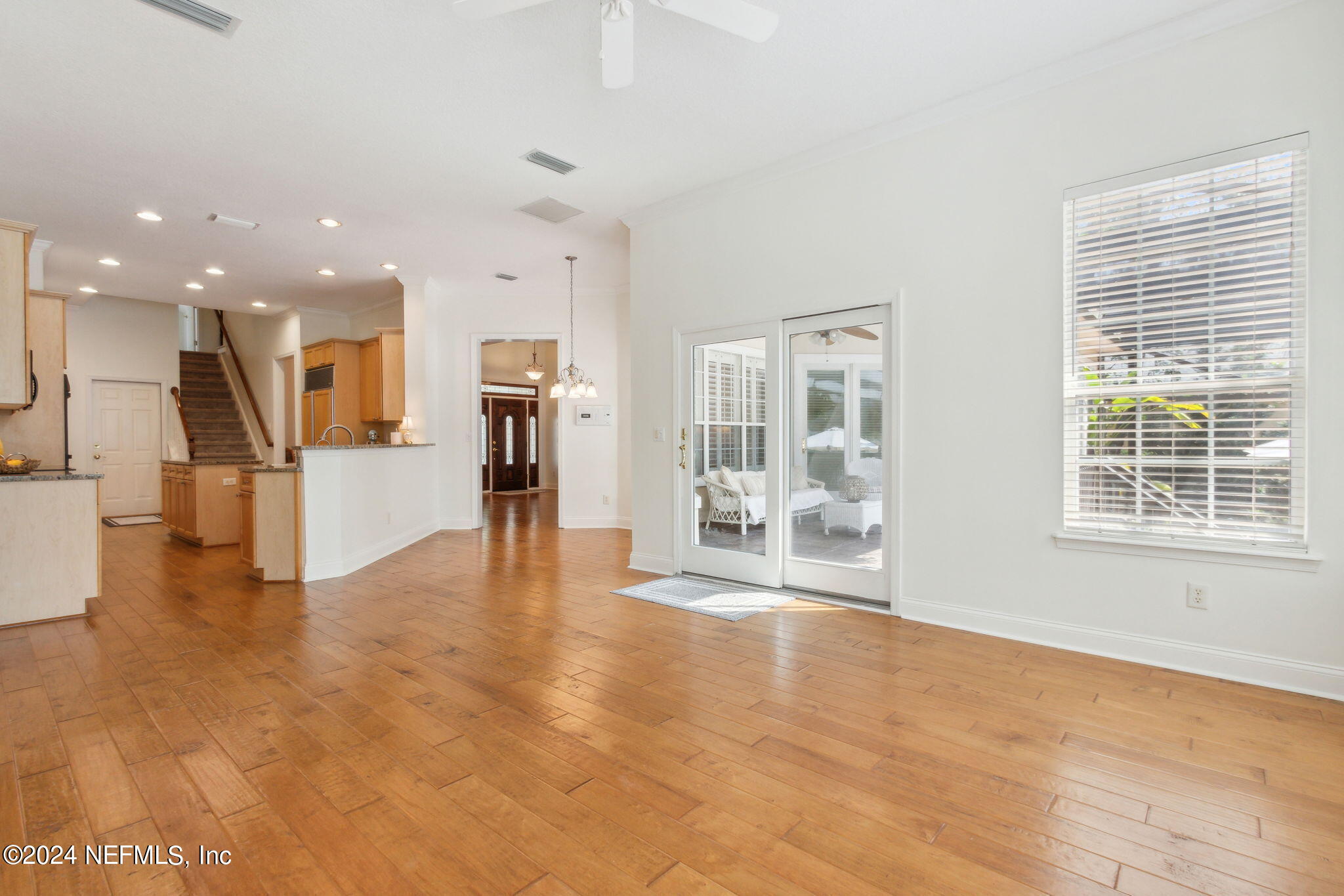 2752 SEA GROVE Lane