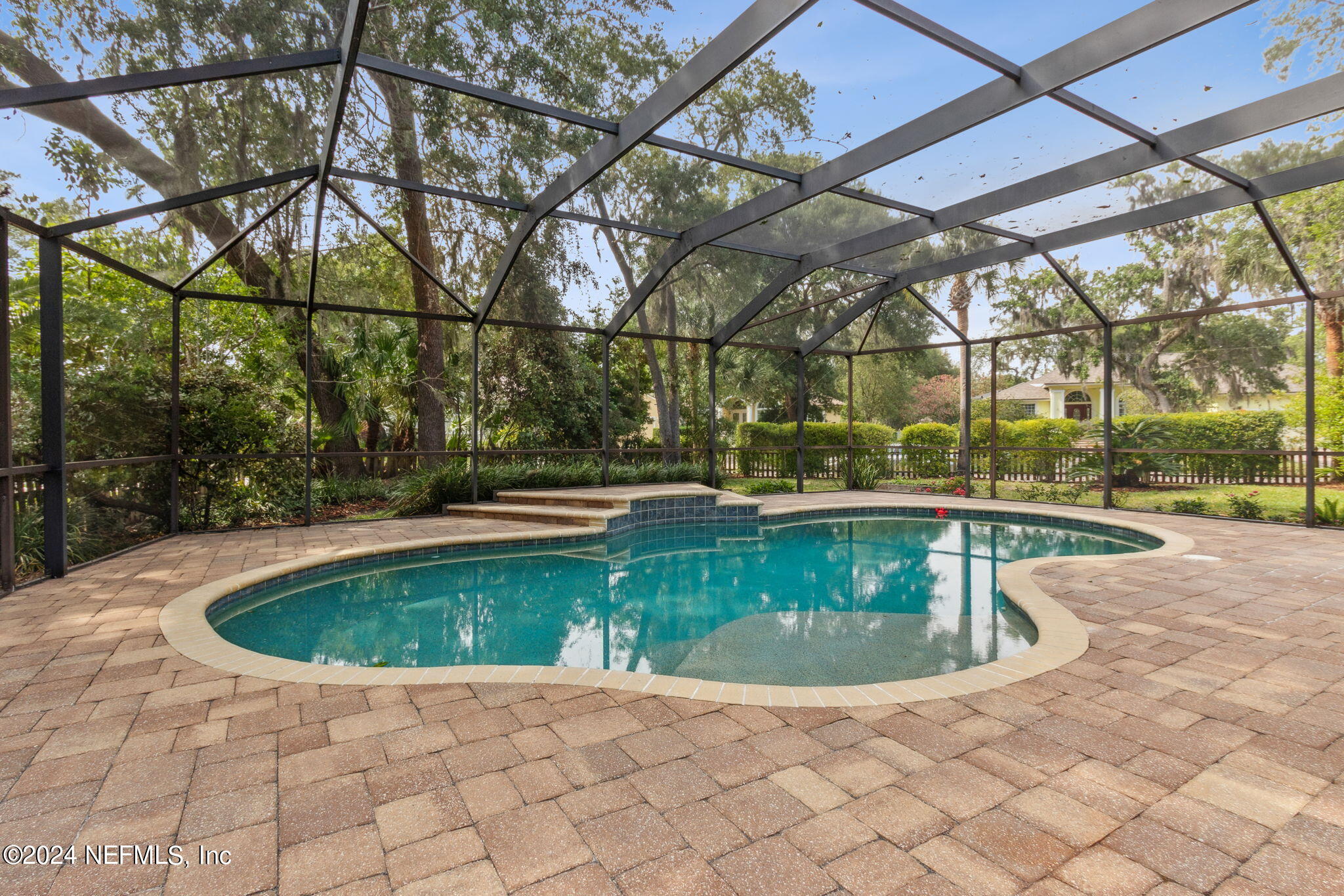 2752 SEA GROVE Lane