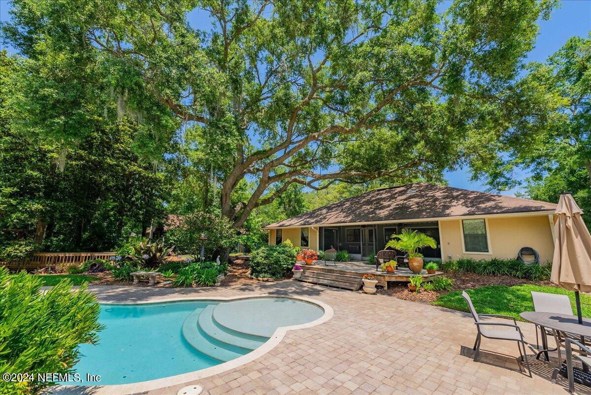 1732 GREENRIDGE Circle S