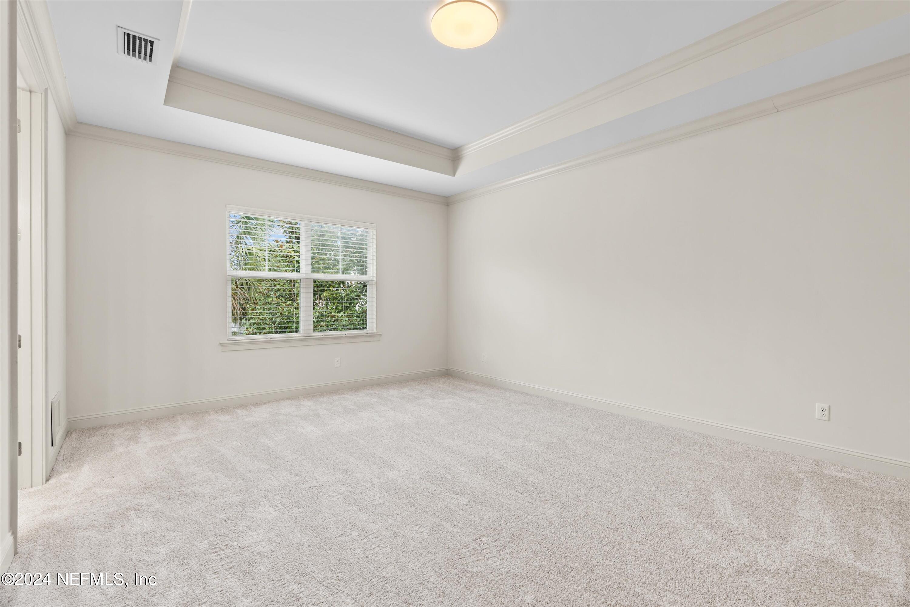 225 39TH Avenue S