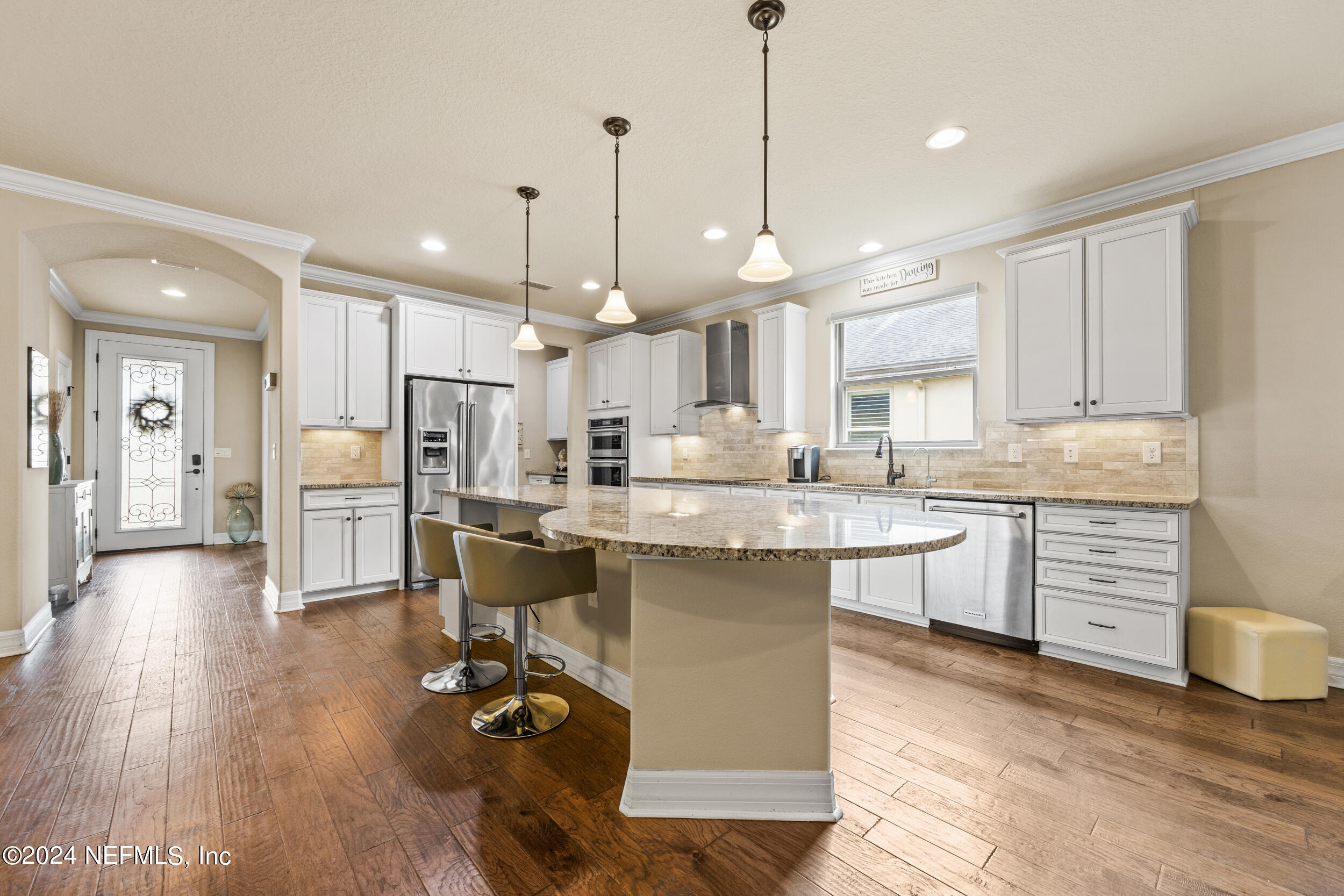 512 MANGROVE THICKET Boulevard