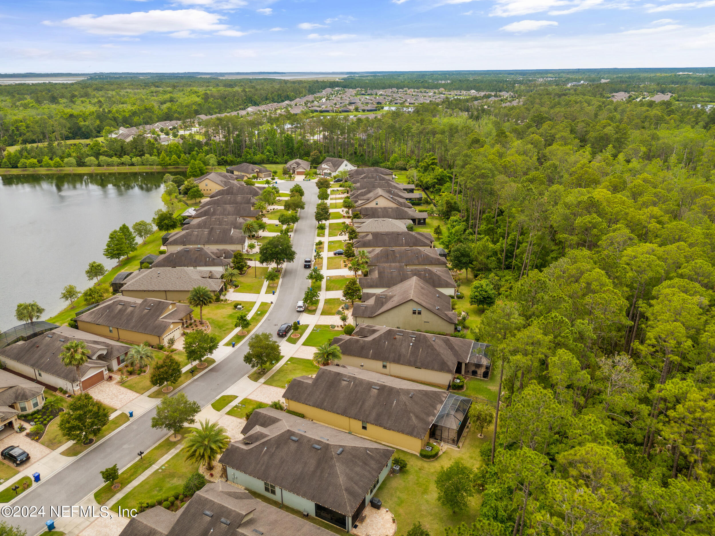 512 MANGROVE THICKET Boulevard