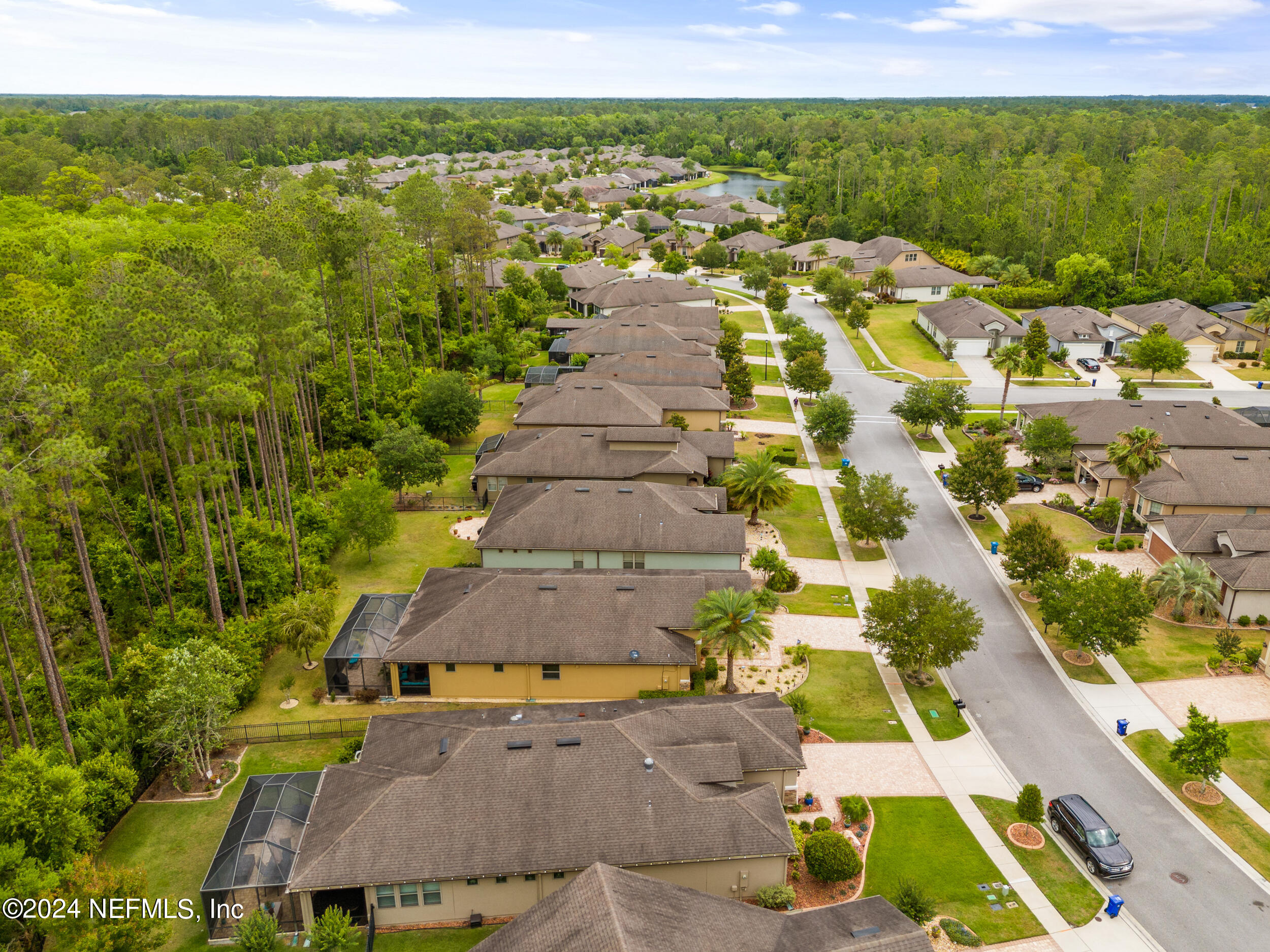 512 MANGROVE THICKET Boulevard