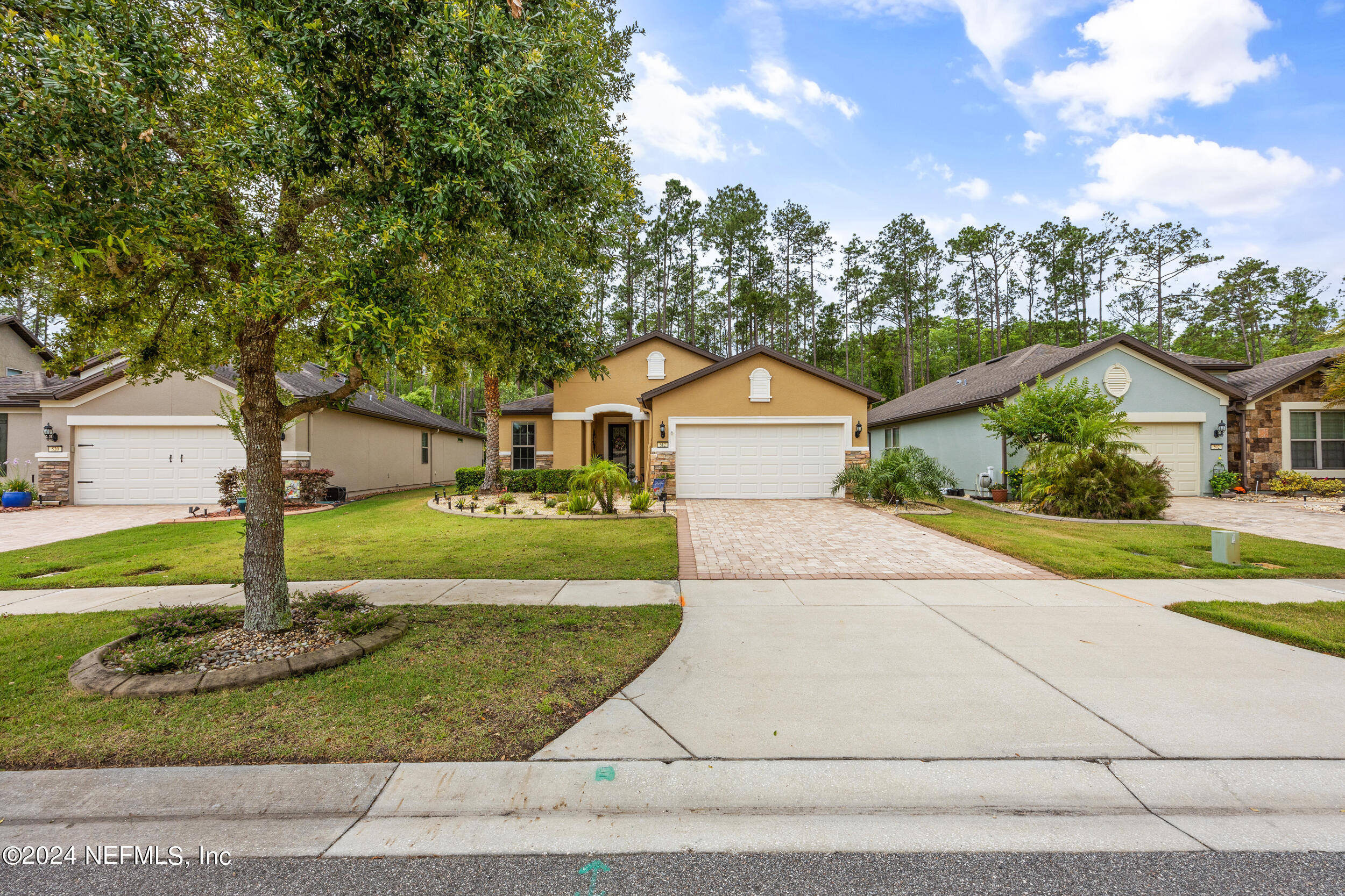 512 MANGROVE THICKET Boulevard