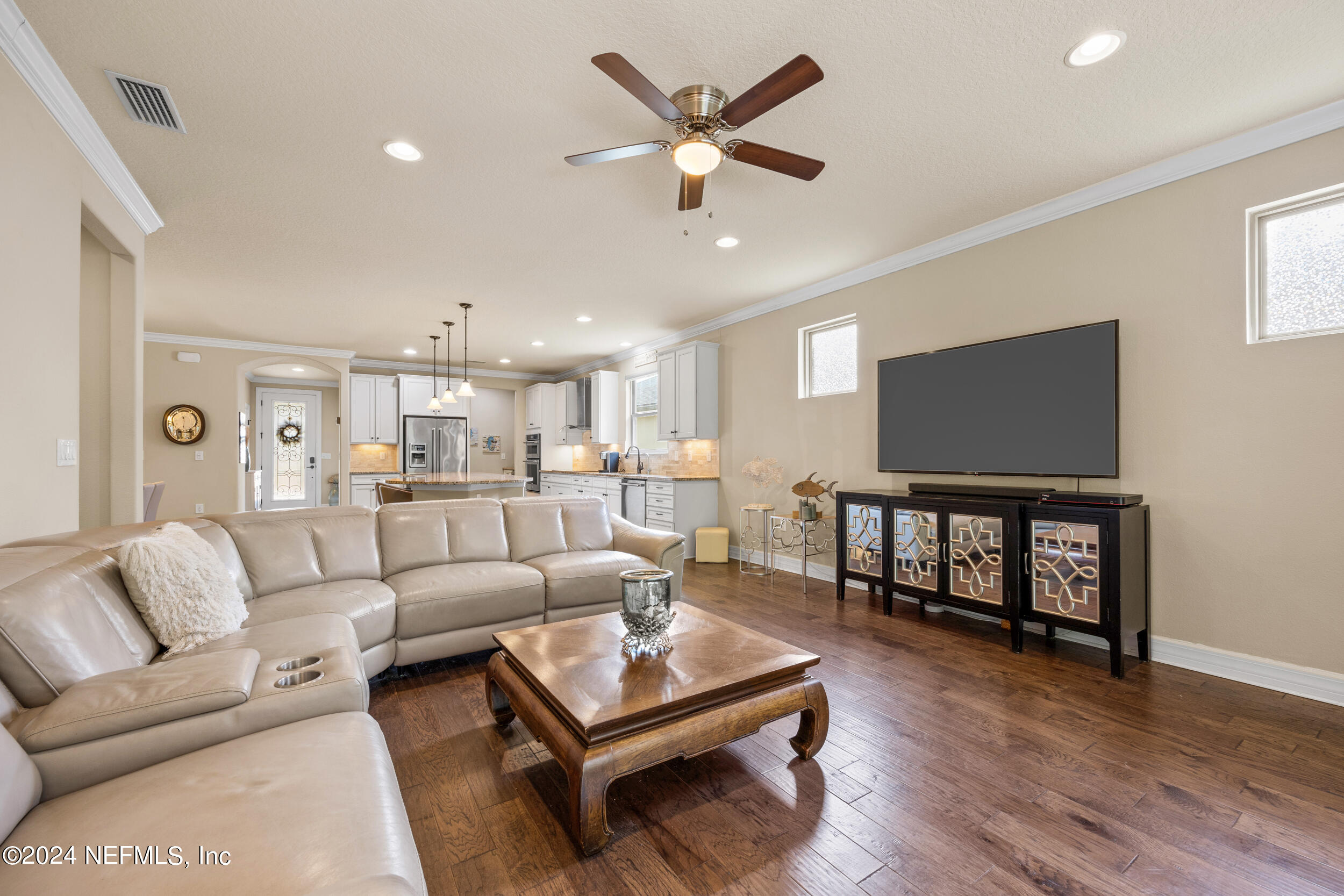 512 MANGROVE THICKET Boulevard