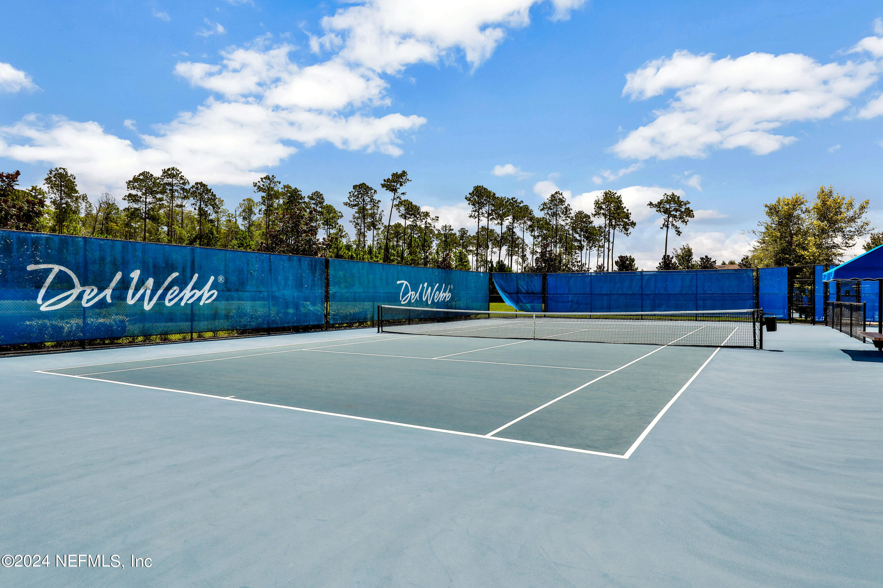 512 MANGROVE THICKET Boulevard