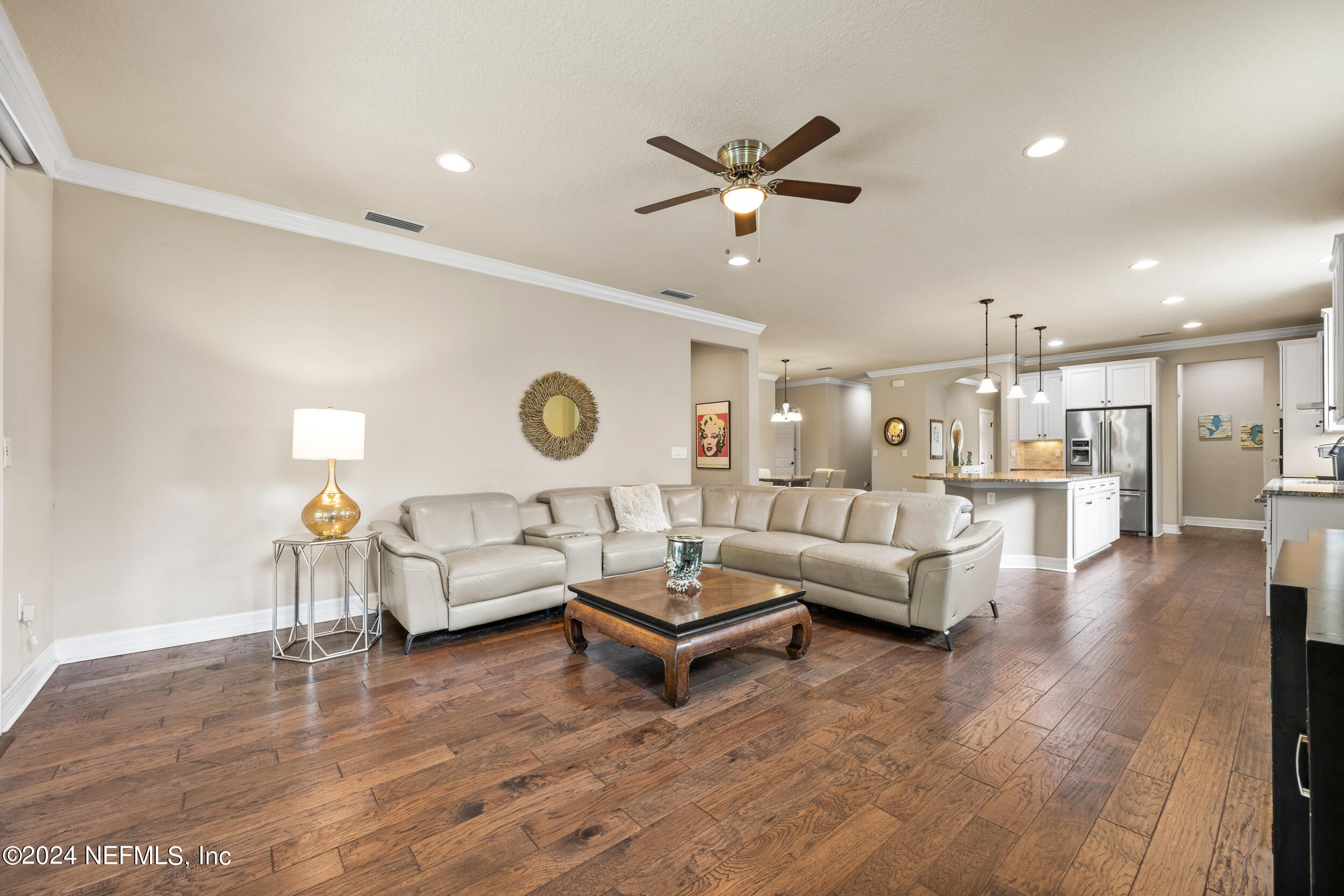 512 MANGROVE THICKET Boulevard