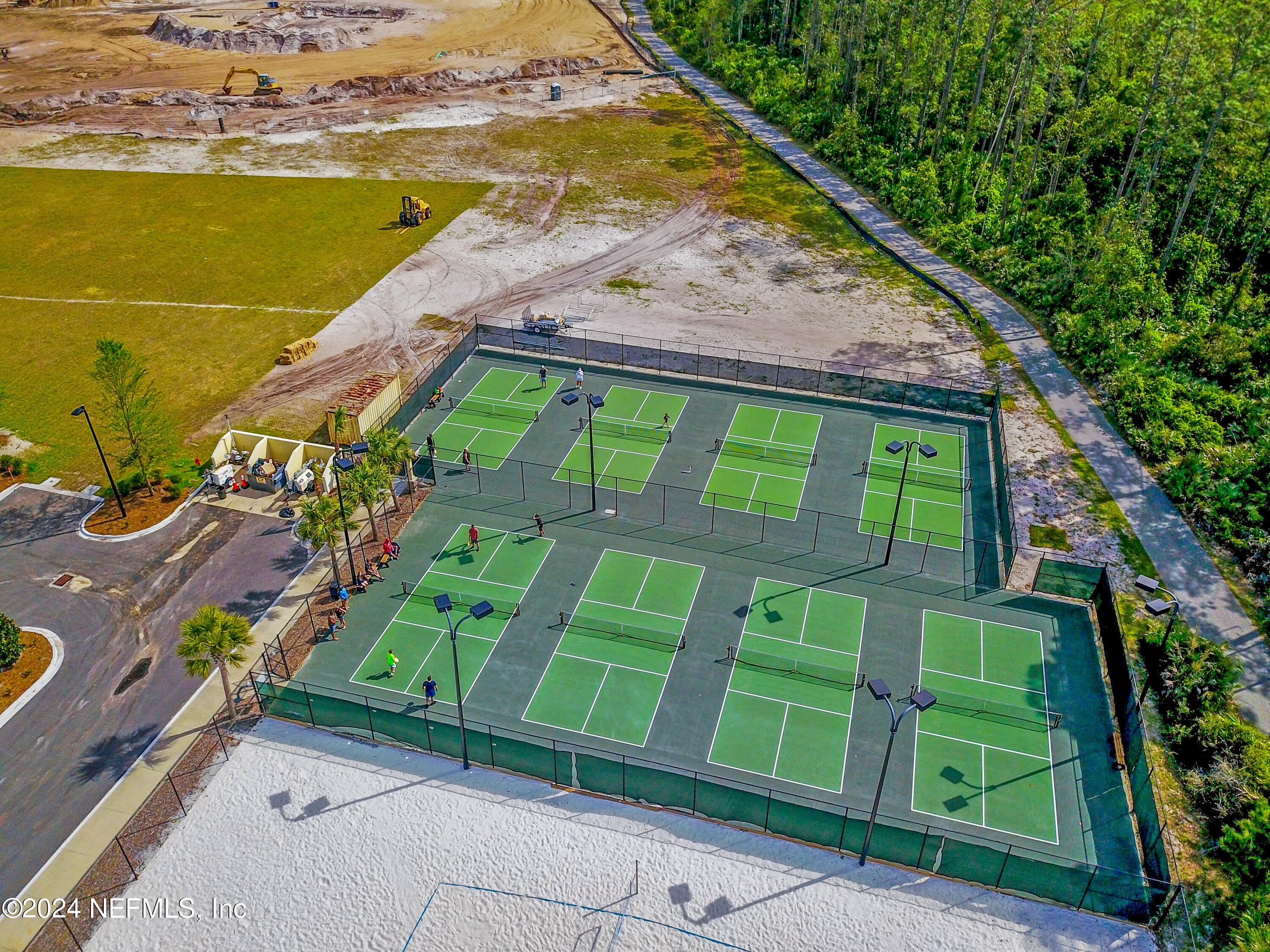 512 MANGROVE THICKET Boulevard