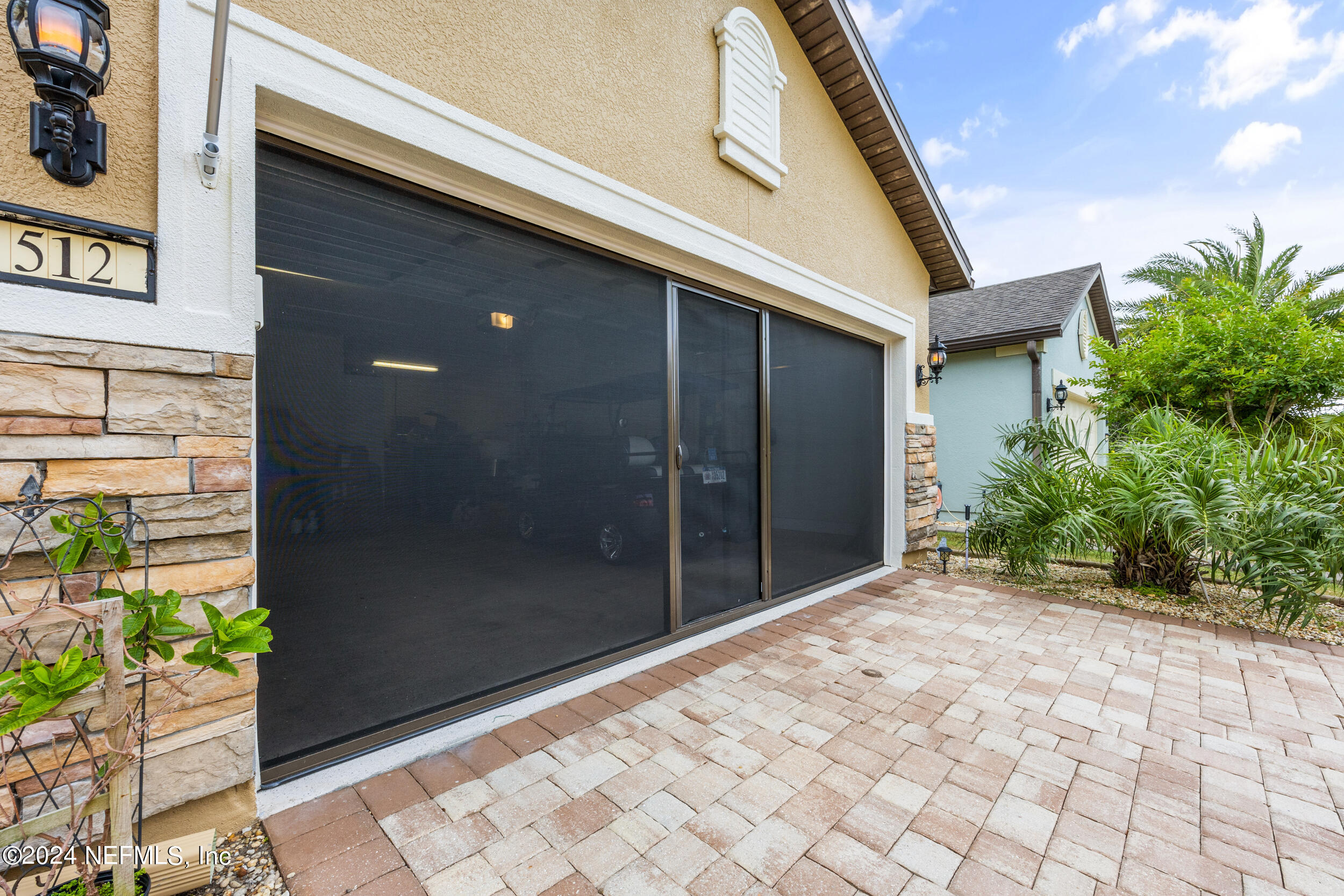 512 MANGROVE THICKET Boulevard