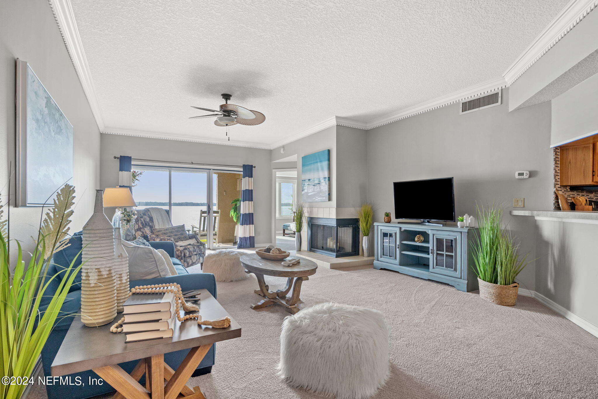 2099 WINTERBOURNE, 105