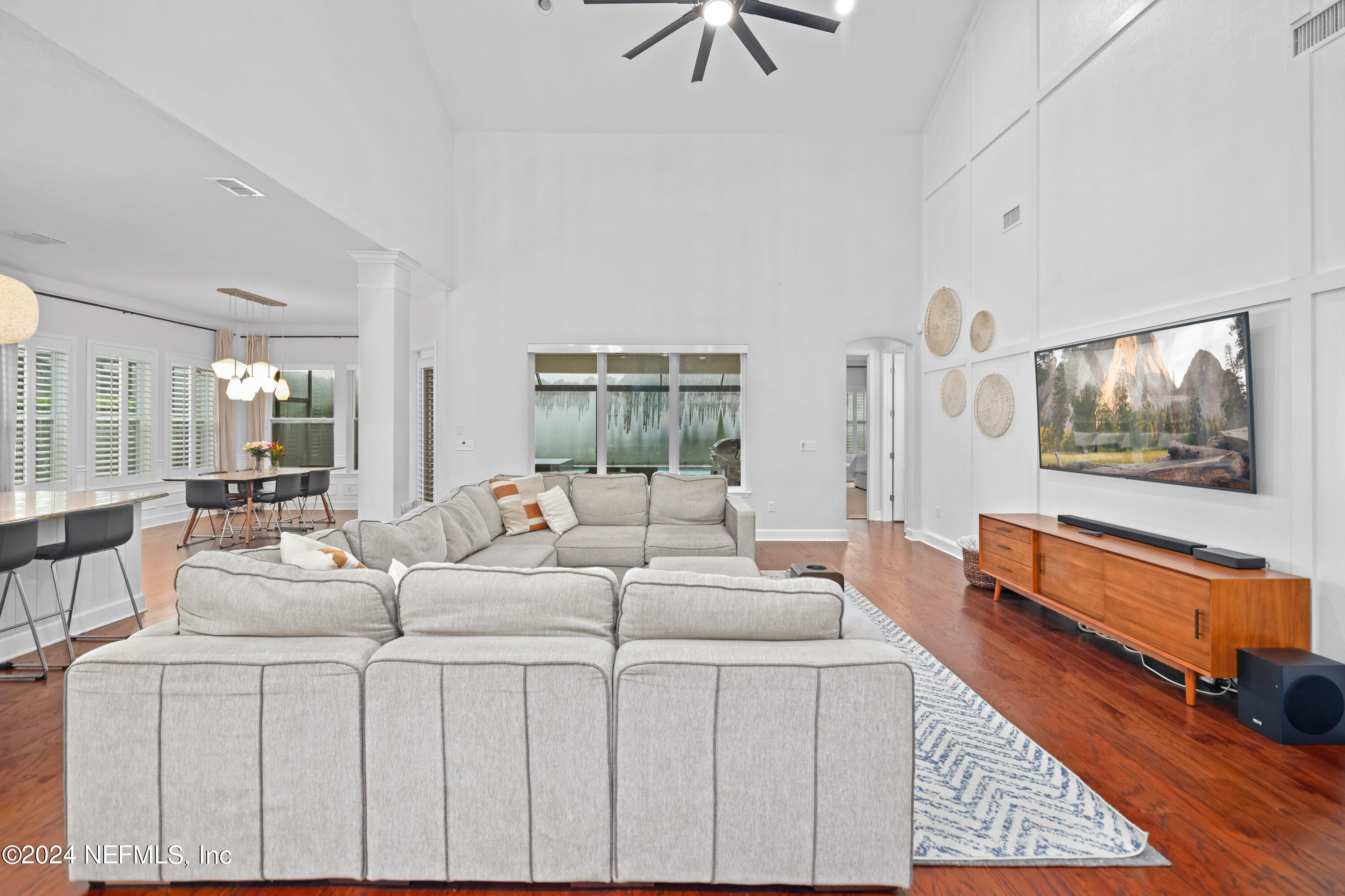 488 EAGLE ROCK Drive