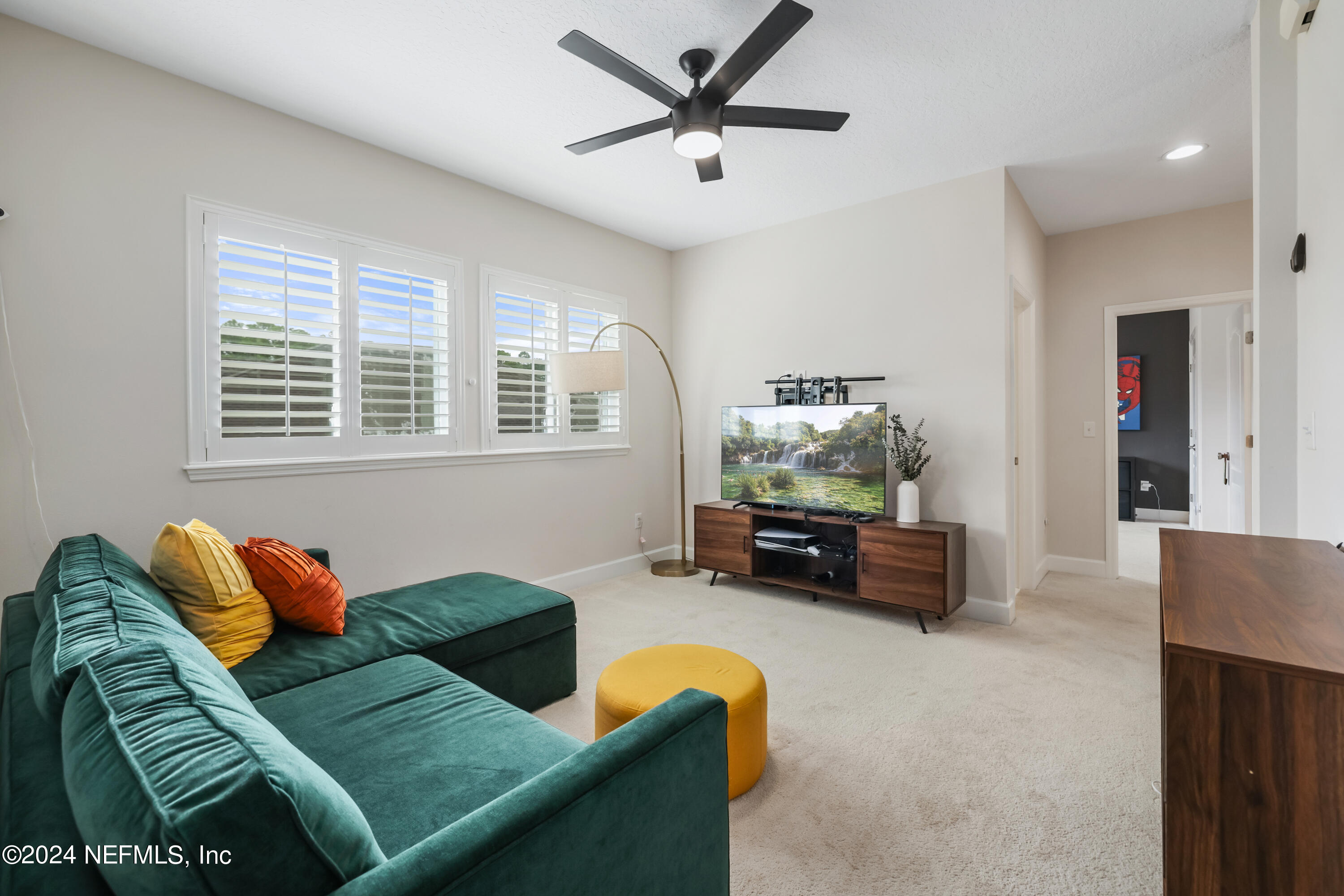 488 EAGLE ROCK Drive