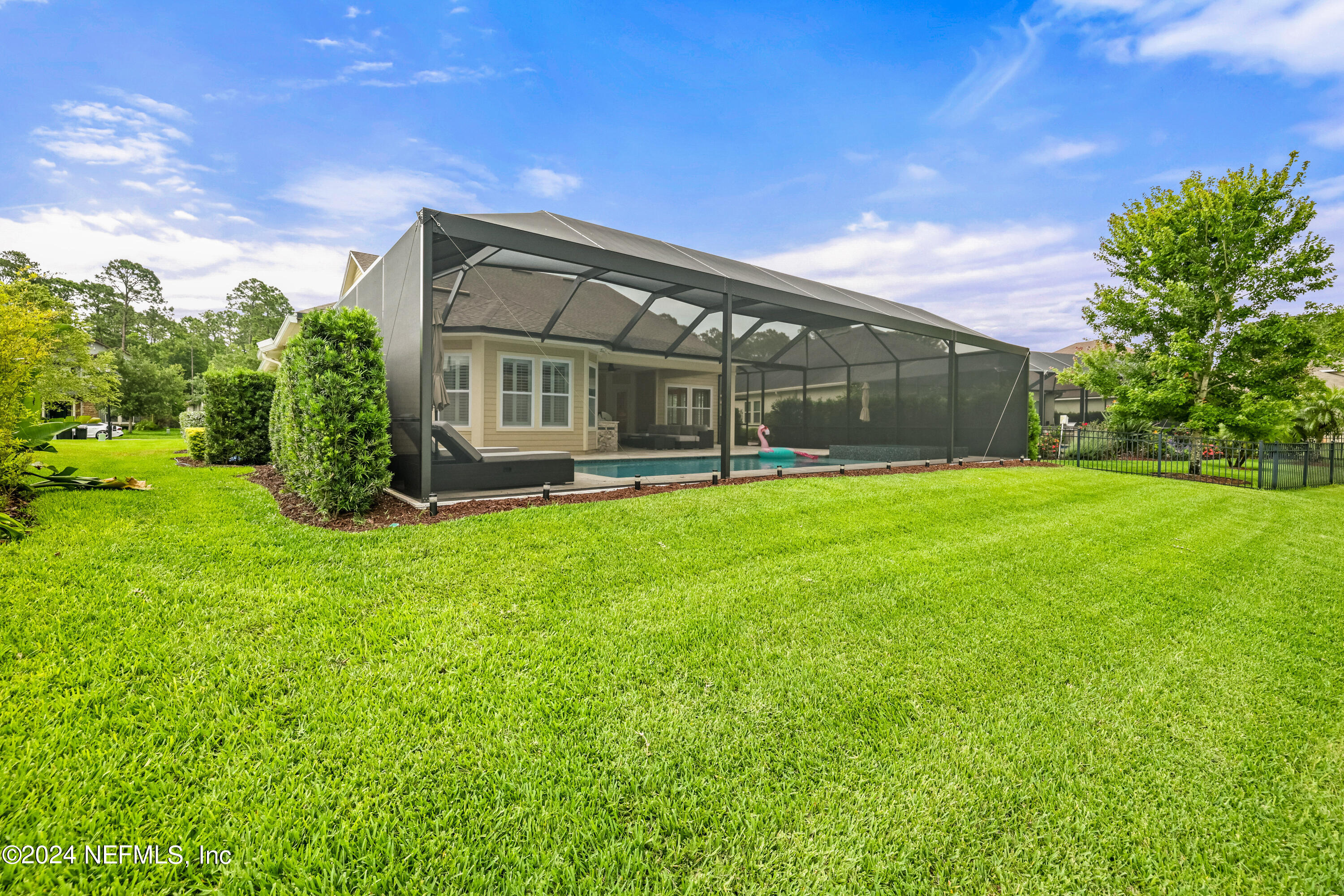 488 EAGLE ROCK Drive