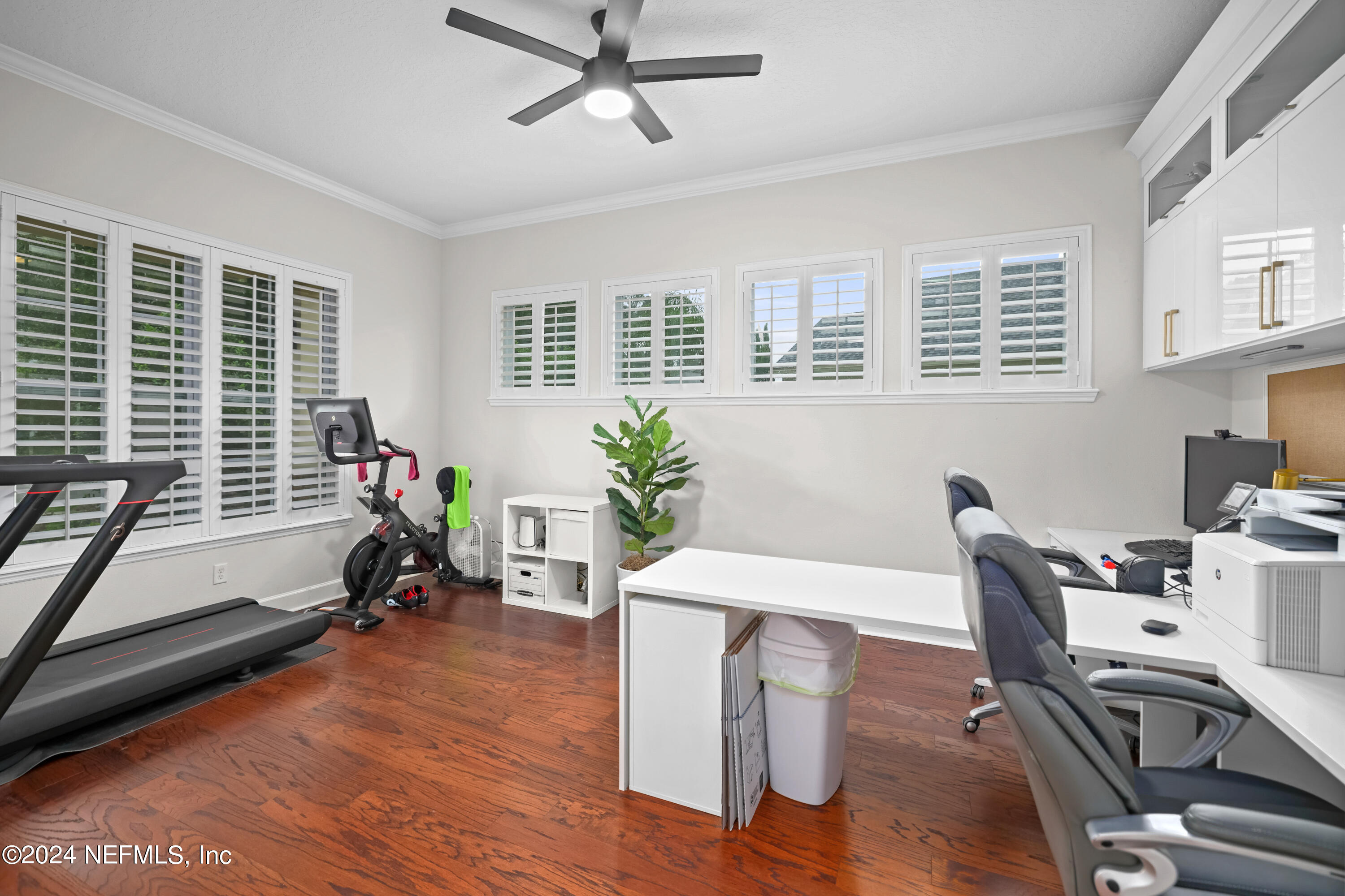 488 EAGLE ROCK Drive
