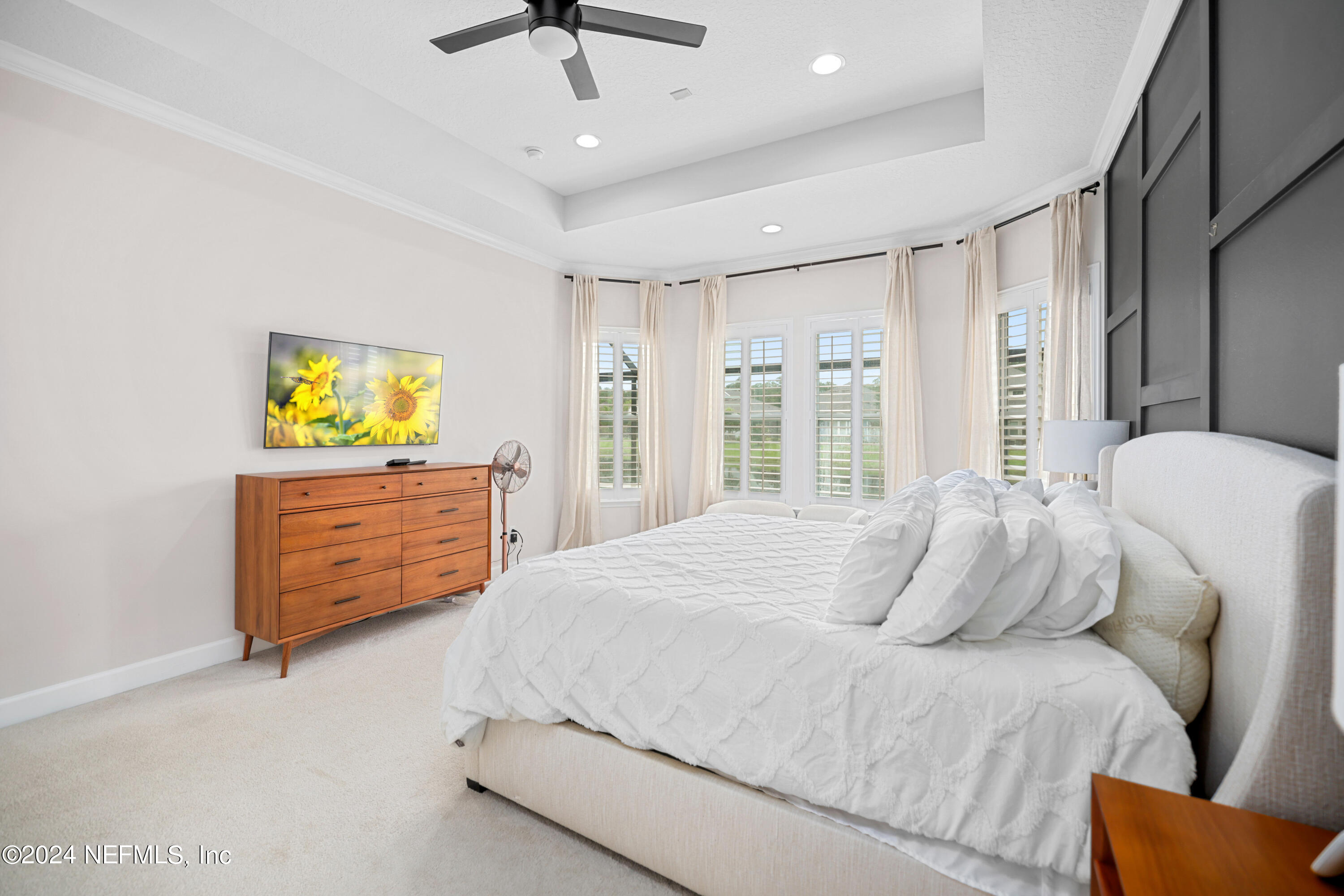 488 EAGLE ROCK Drive