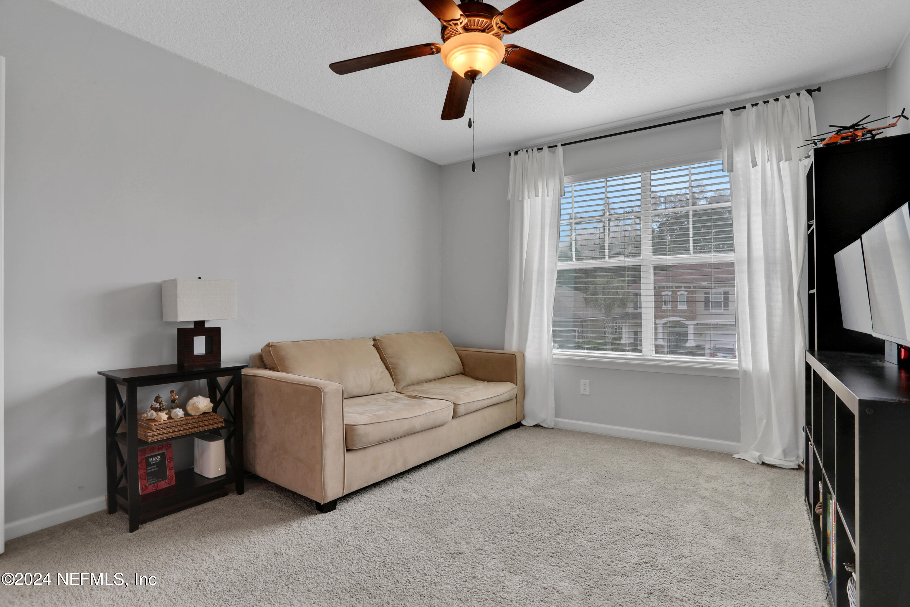 315 WILLOW WINDS Parkway