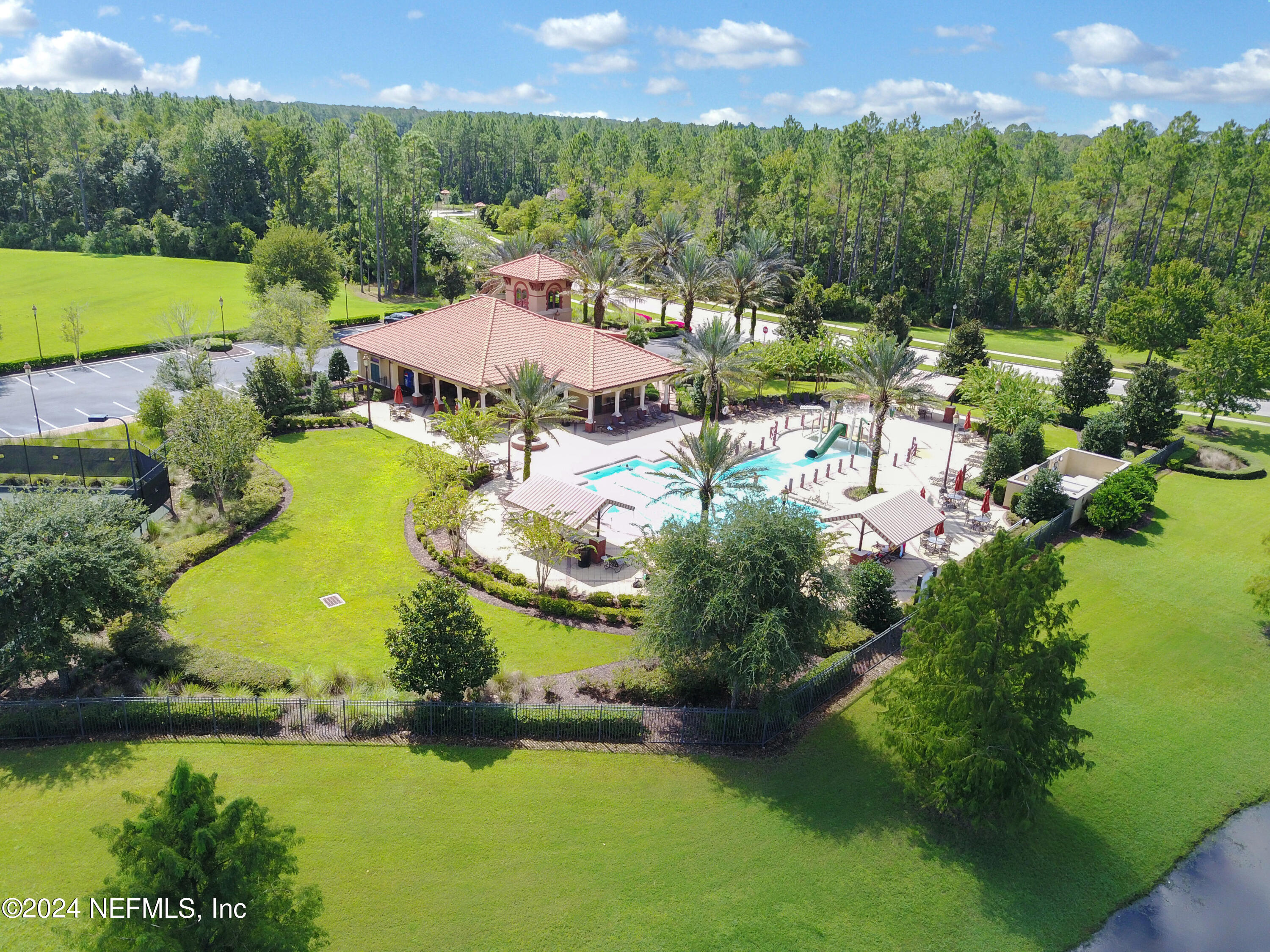 315 WILLOW WINDS Parkway