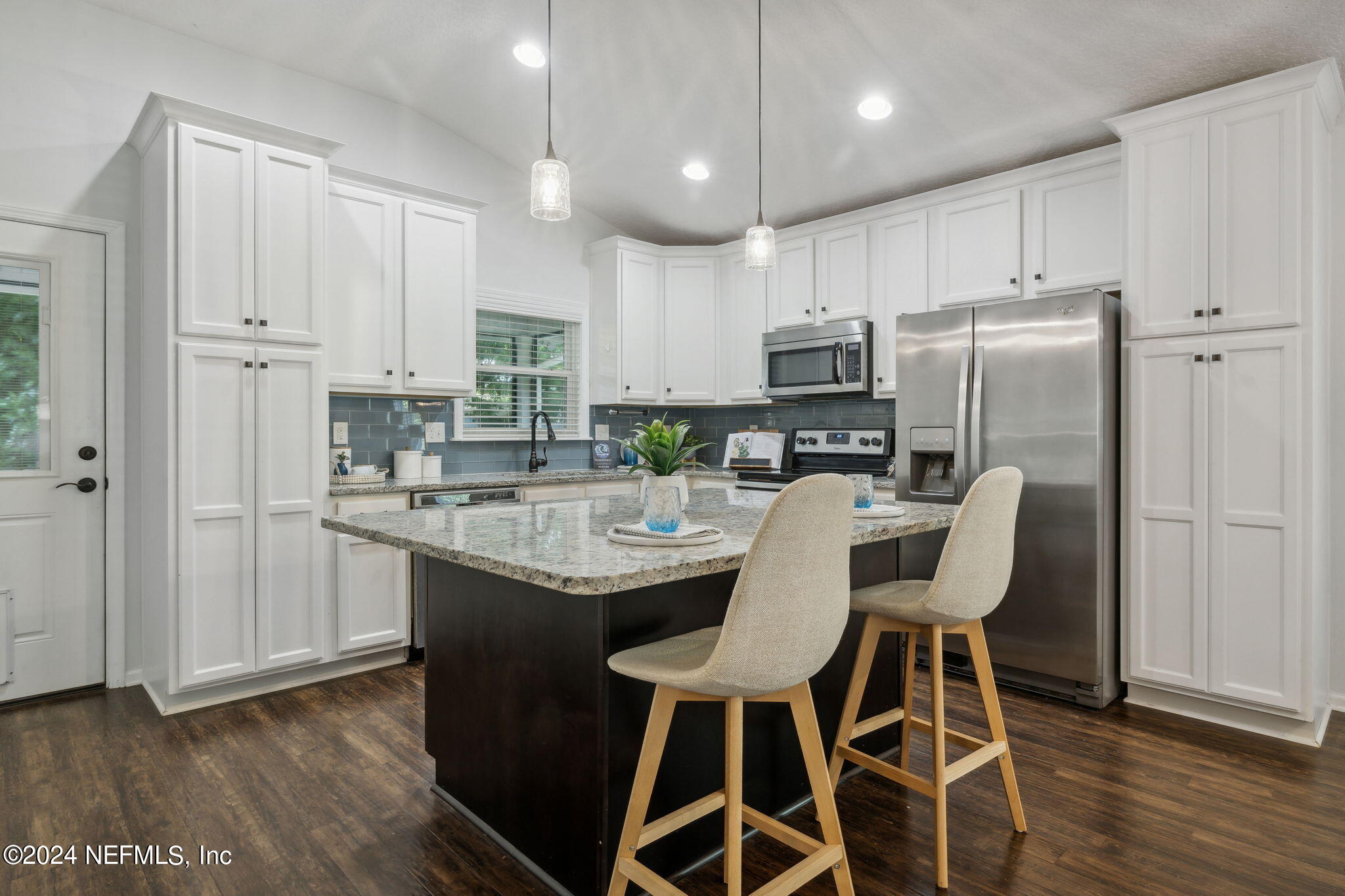 1260 GLEN LAURA Road