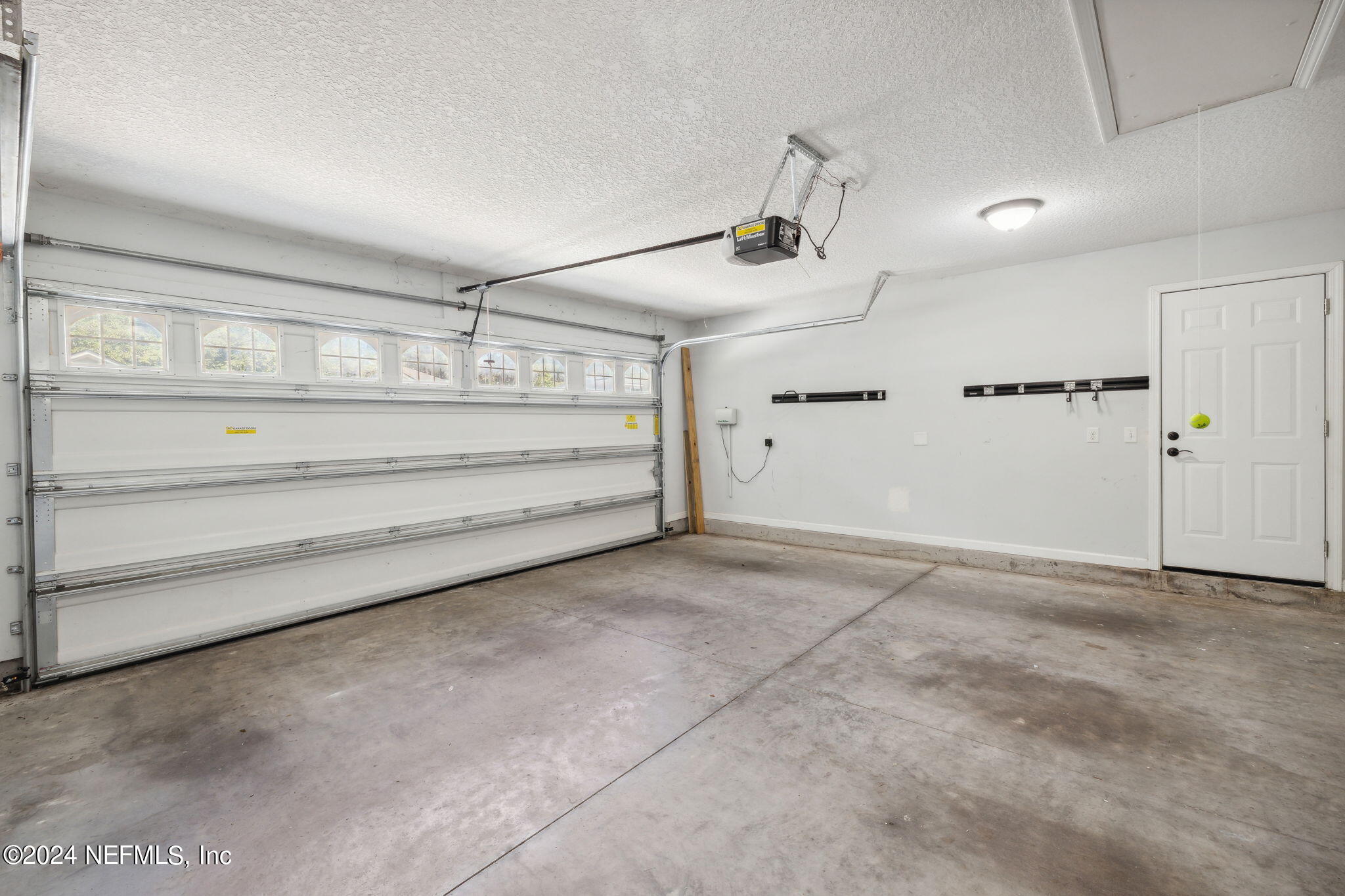 1260 GLEN LAURA Road
