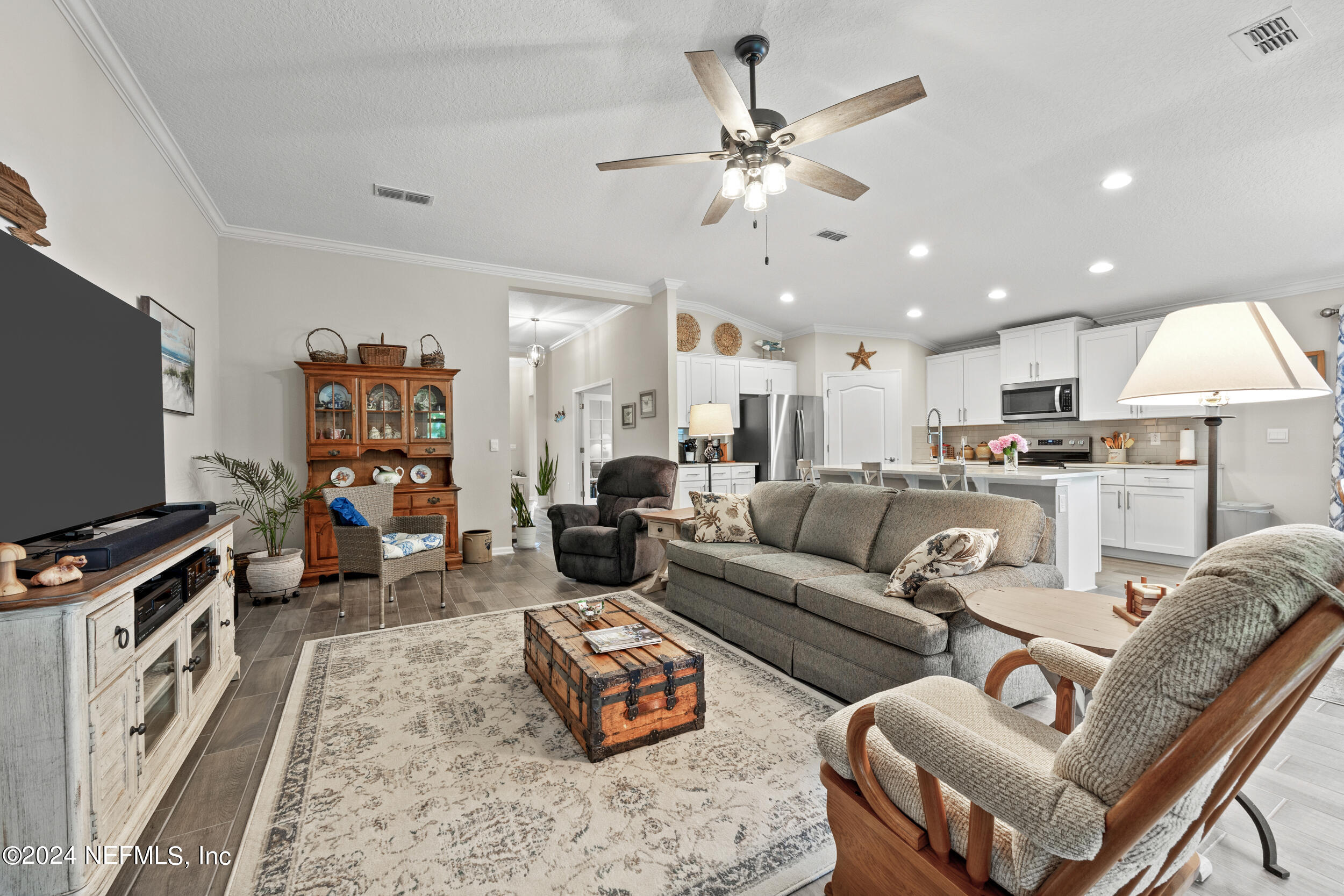 4351 GREEN RIVER Place