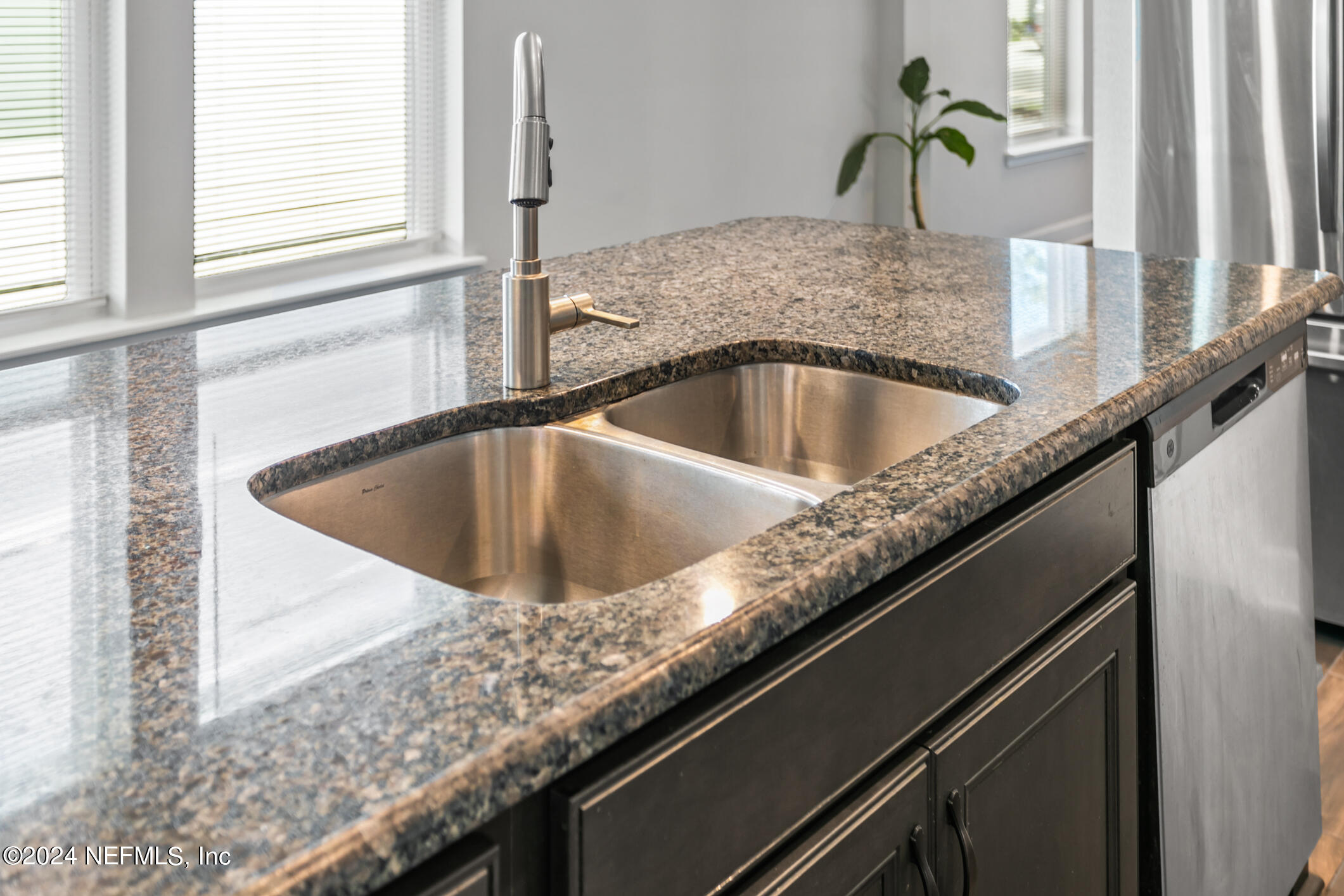 134 ANDESITE Trail