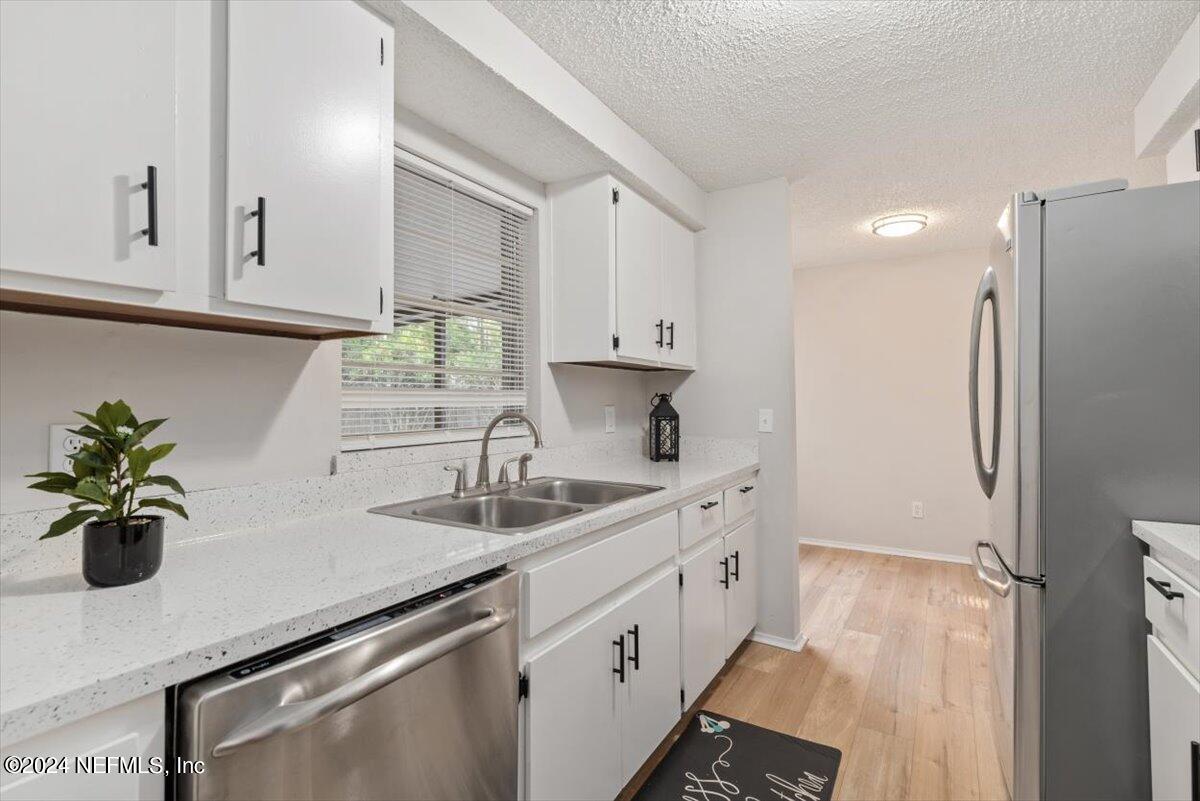 2574 SPRING LAKE Road W