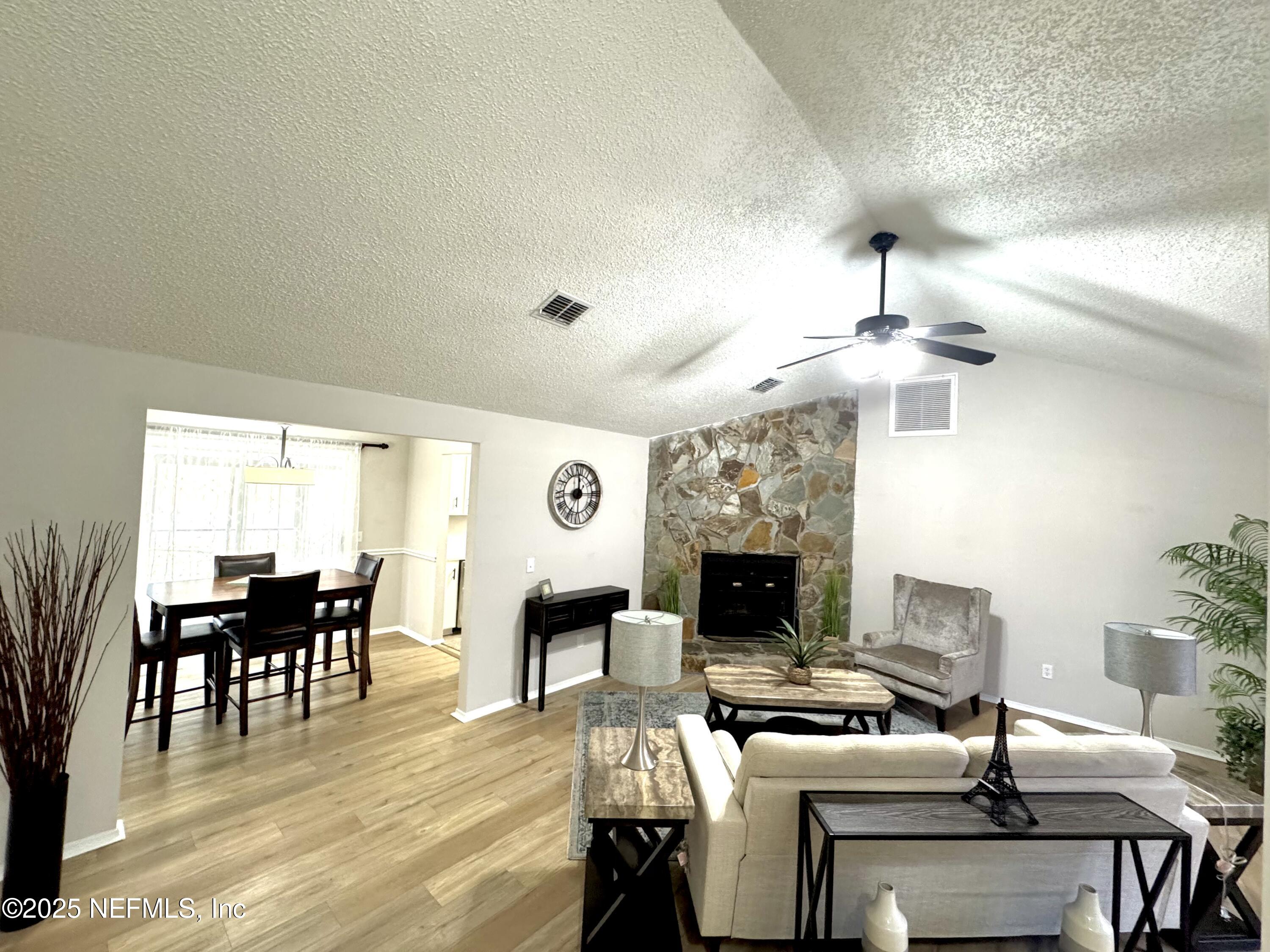2574 SPRING LAKE Road W