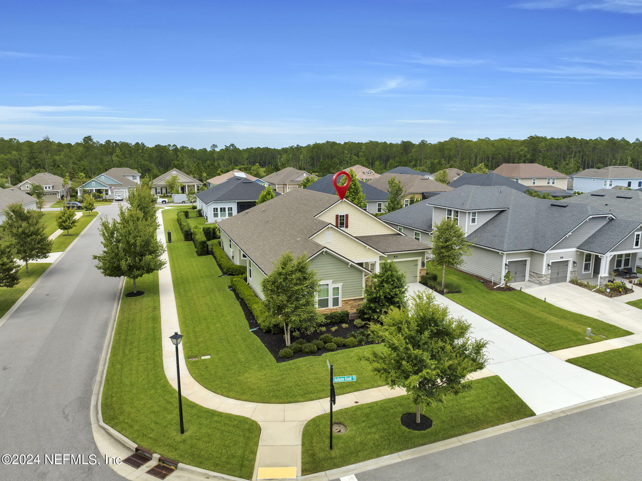 25 AUTUMN KNOLL Court