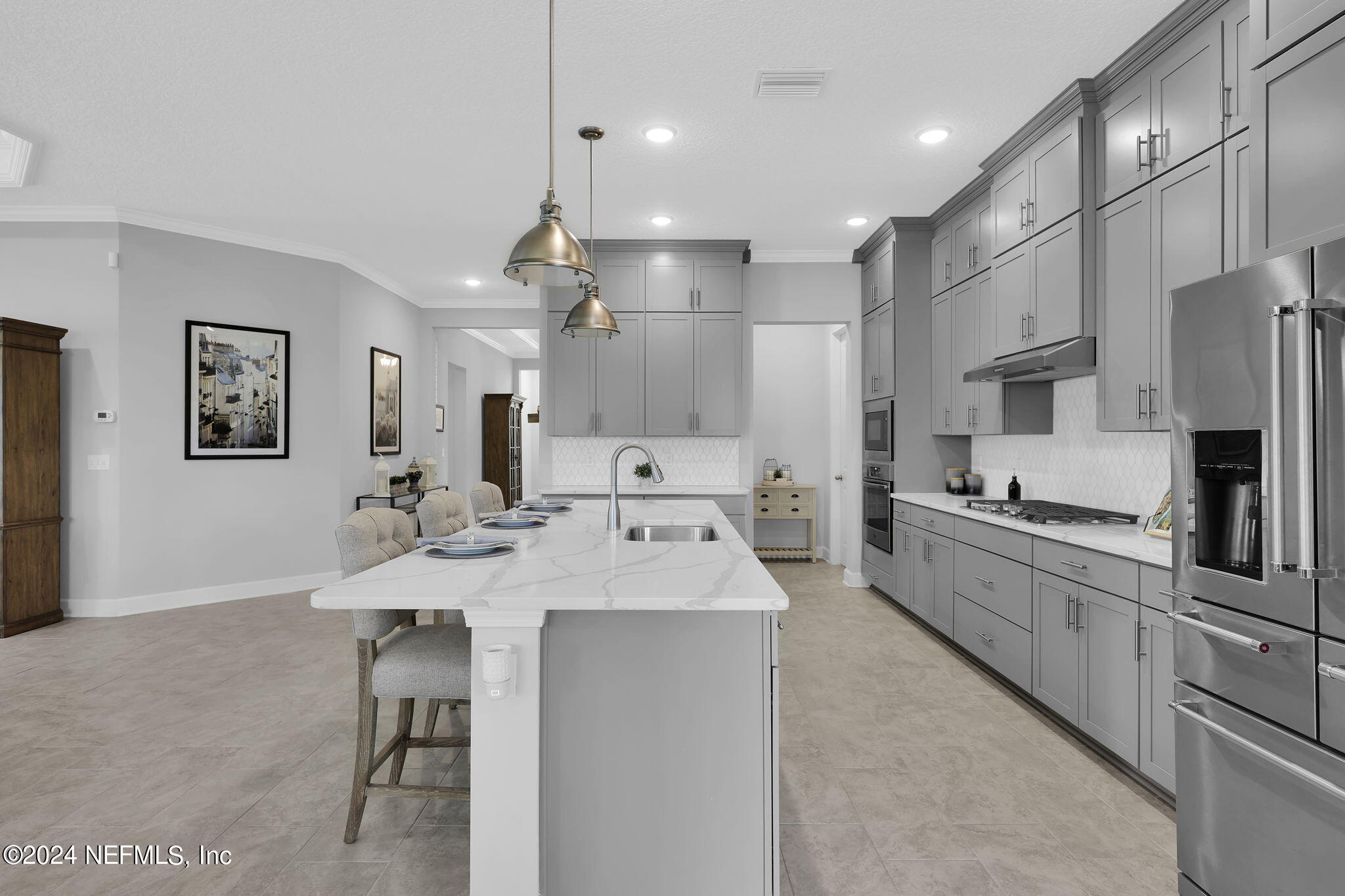 25 AUTUMN KNOLL Court