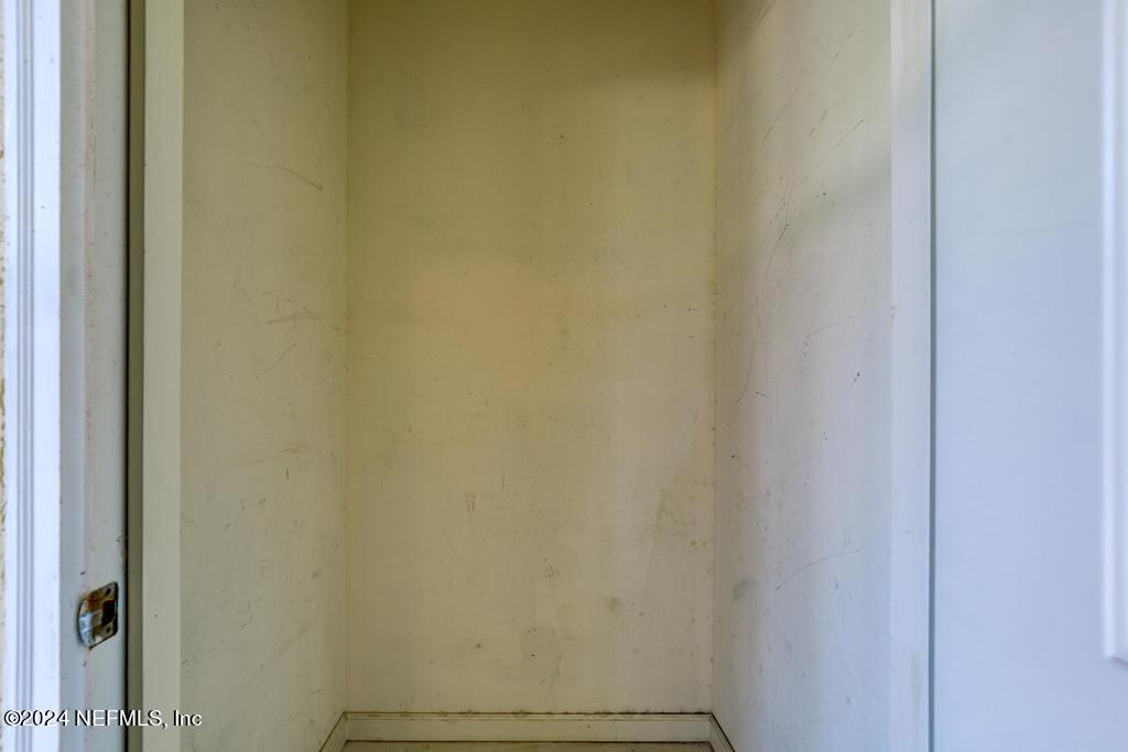 3750 SILVER BLUFF Boulevard, 205