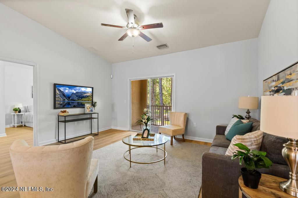 3750 SILVER BLUFF Boulevard, 205