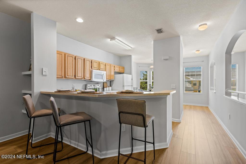 3750 SILVER BLUFF Boulevard, 205