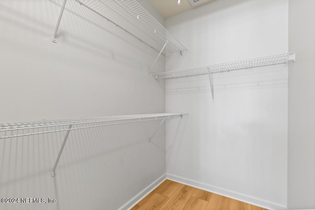 3750 SILVER BLUFF Boulevard, 205