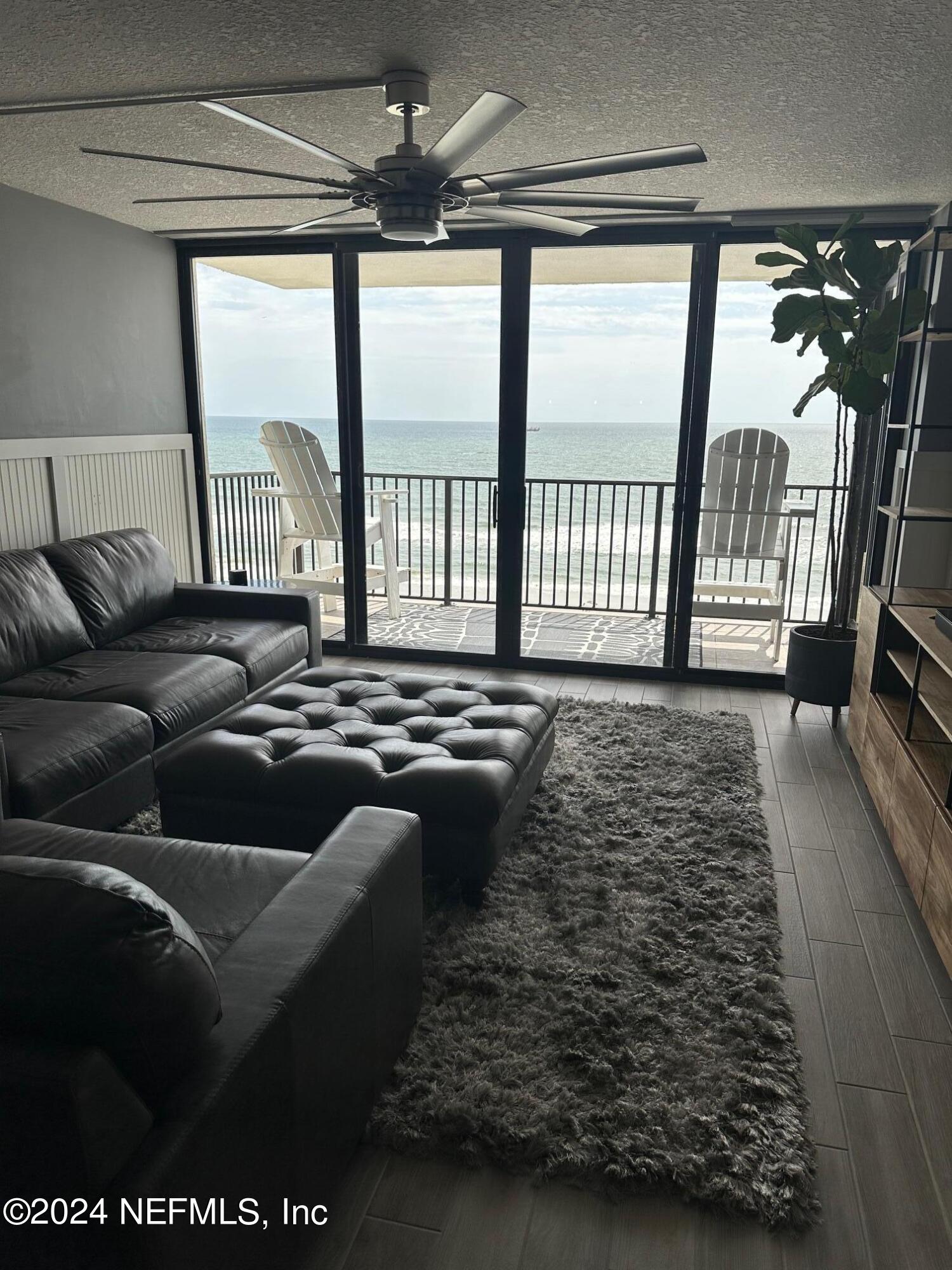 1301 1ST Street S, 1002