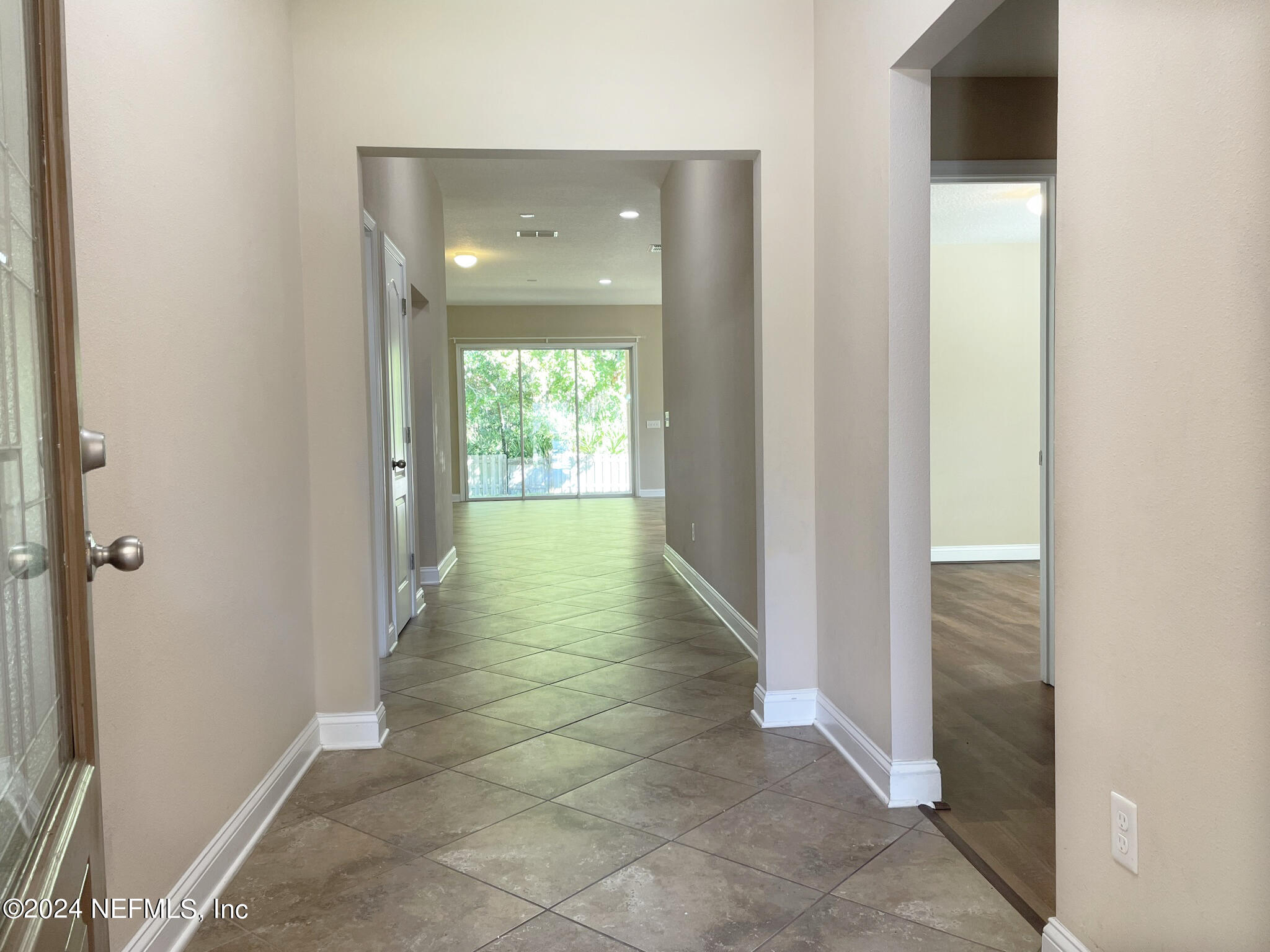 76 WAYSIDE Lane