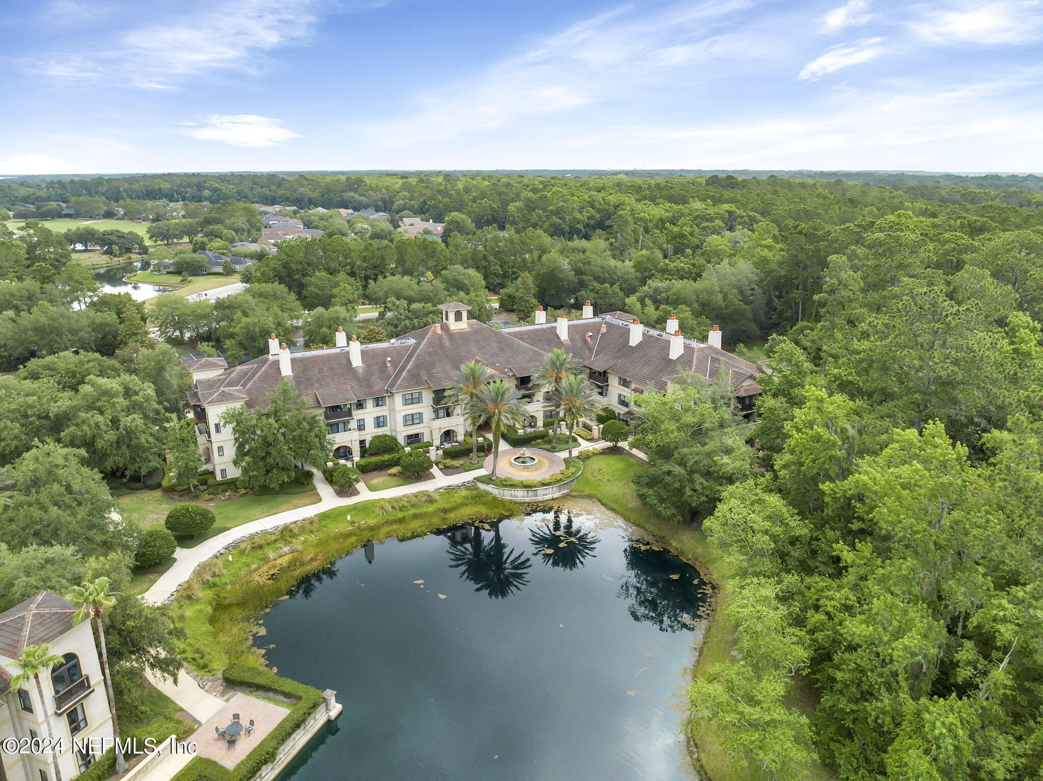 945 REGISTRY Boulevard, 311