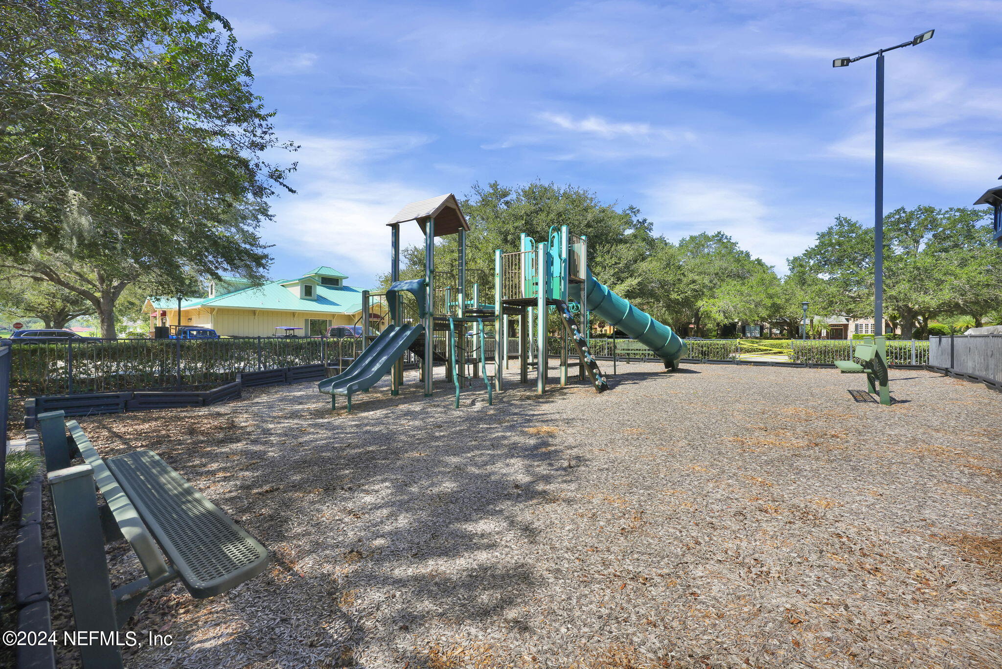 945 REGISTRY Boulevard, 311