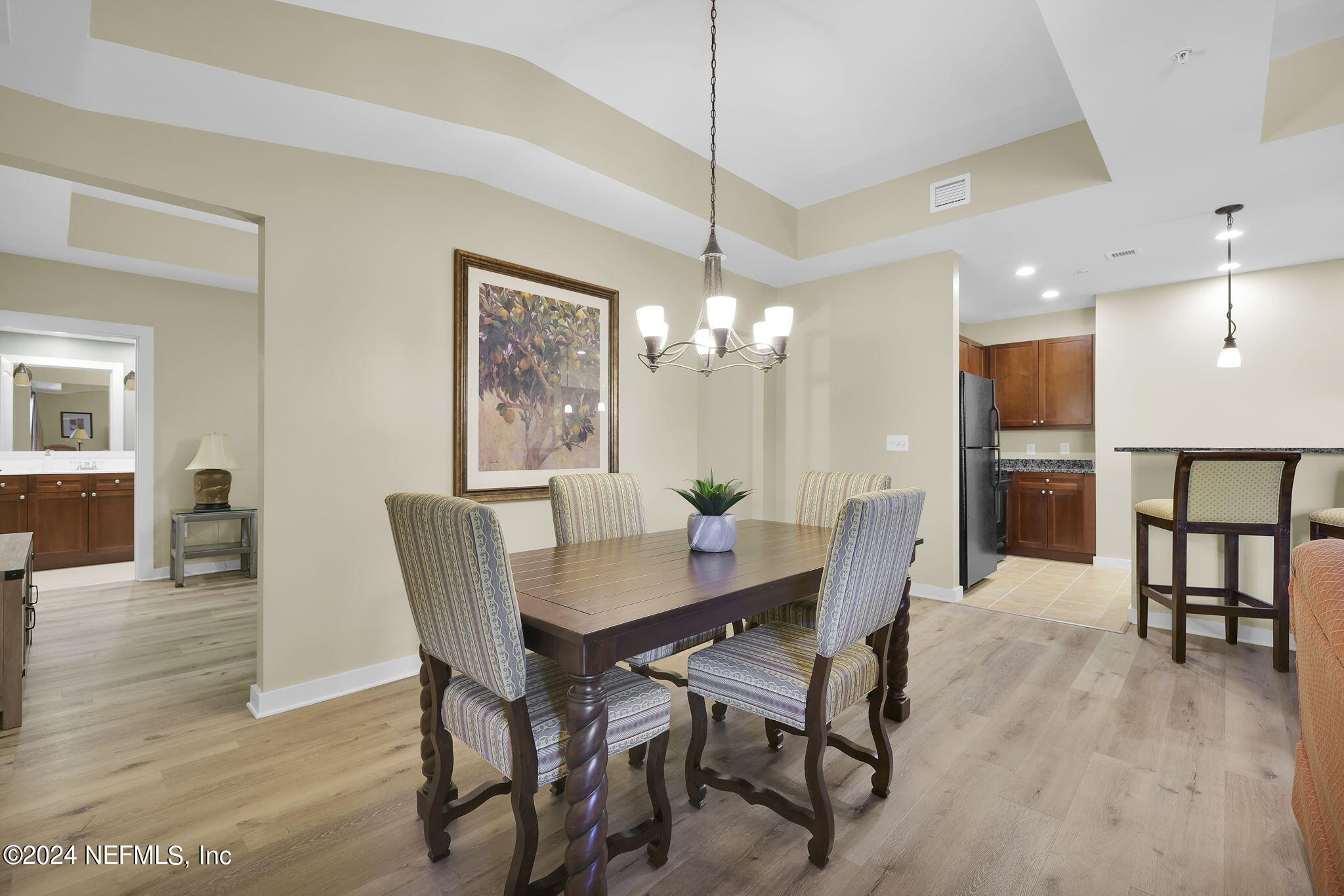 945 REGISTRY Boulevard, 311