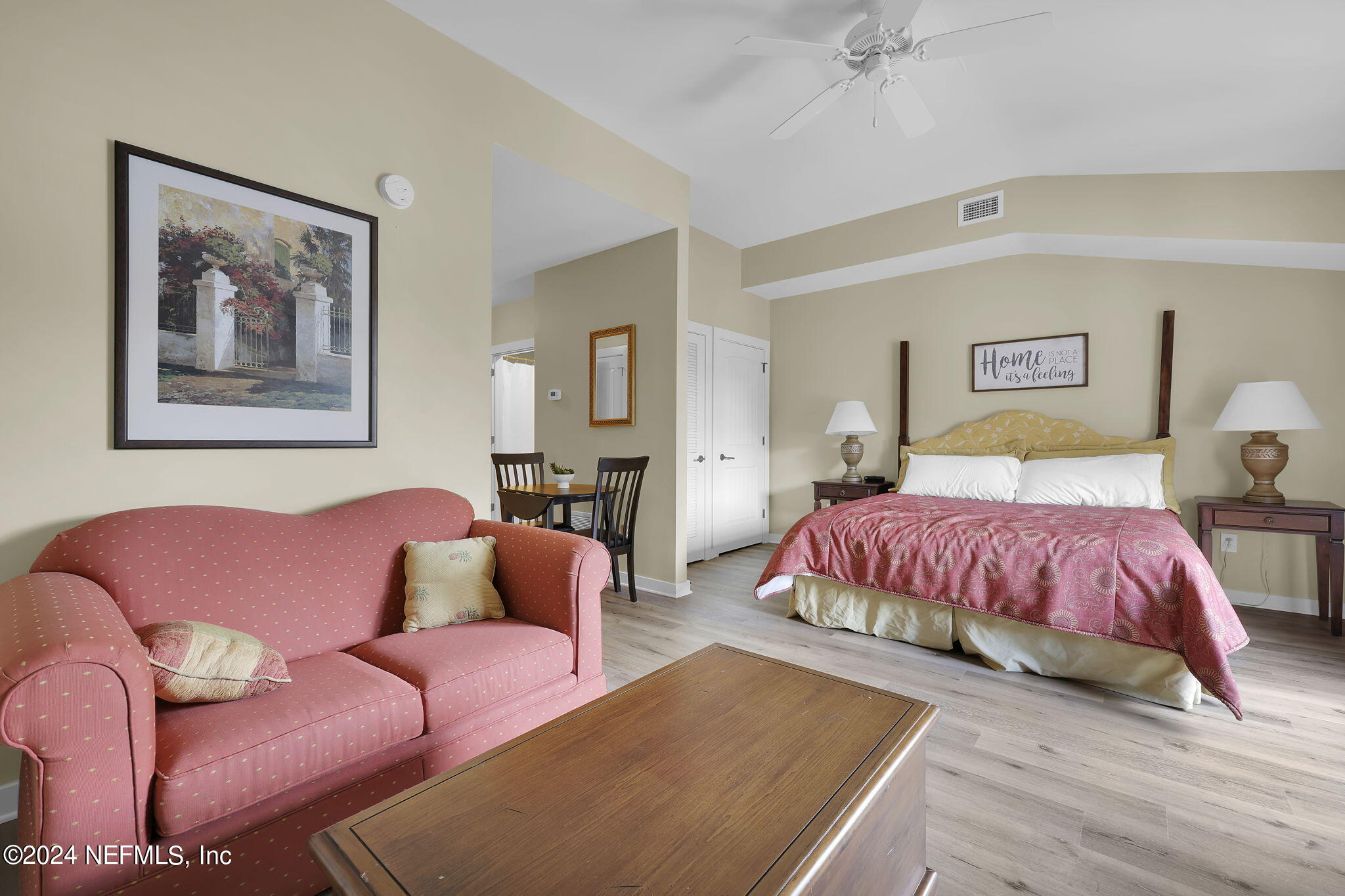 945 REGISTRY Boulevard, 311