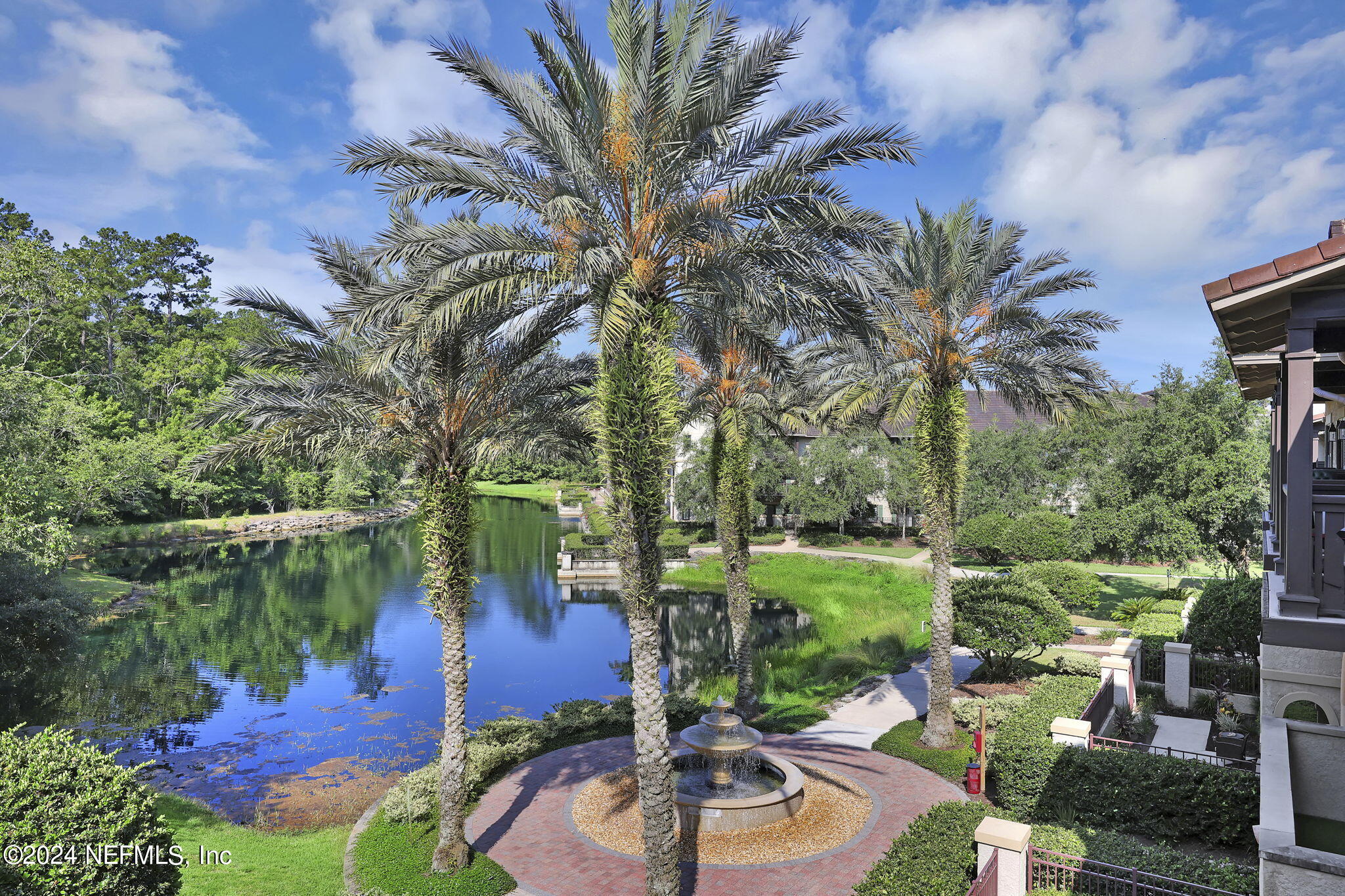 945 REGISTRY Boulevard, 311