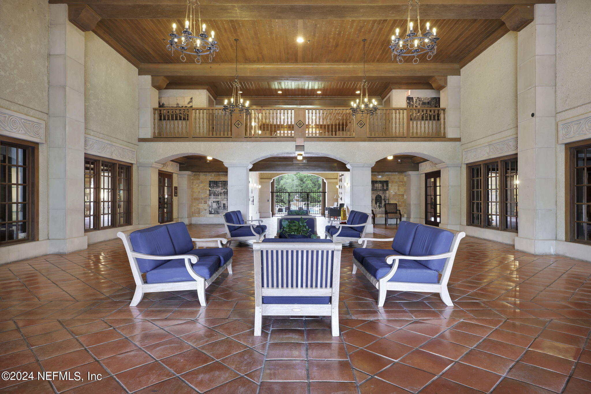945 REGISTRY Boulevard, 311