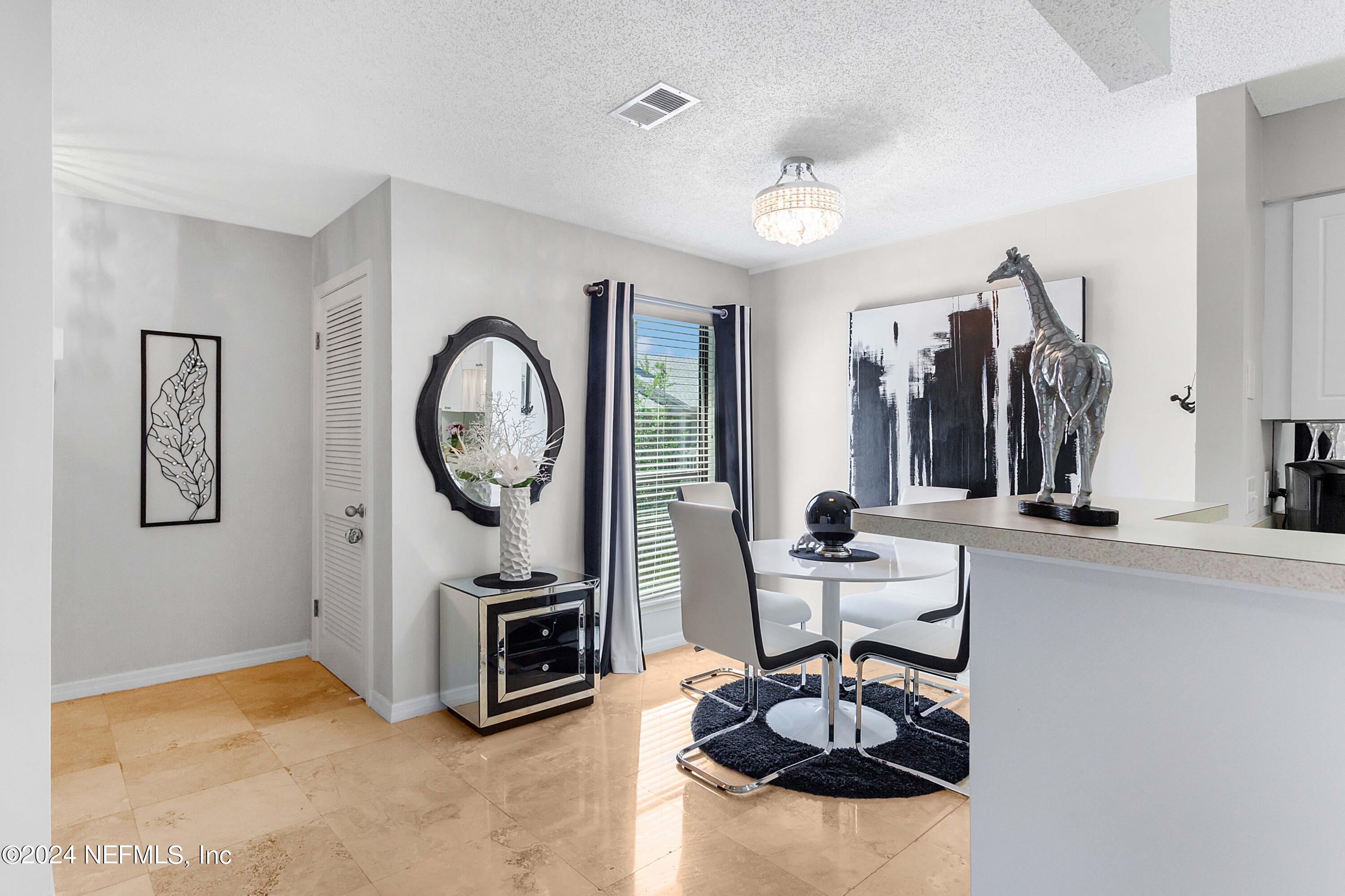 10200 BELLE RIVE Boulevard, 198