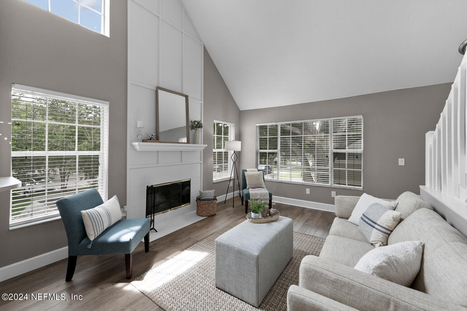 13703 RICHMOND PARK Drive N, 2205