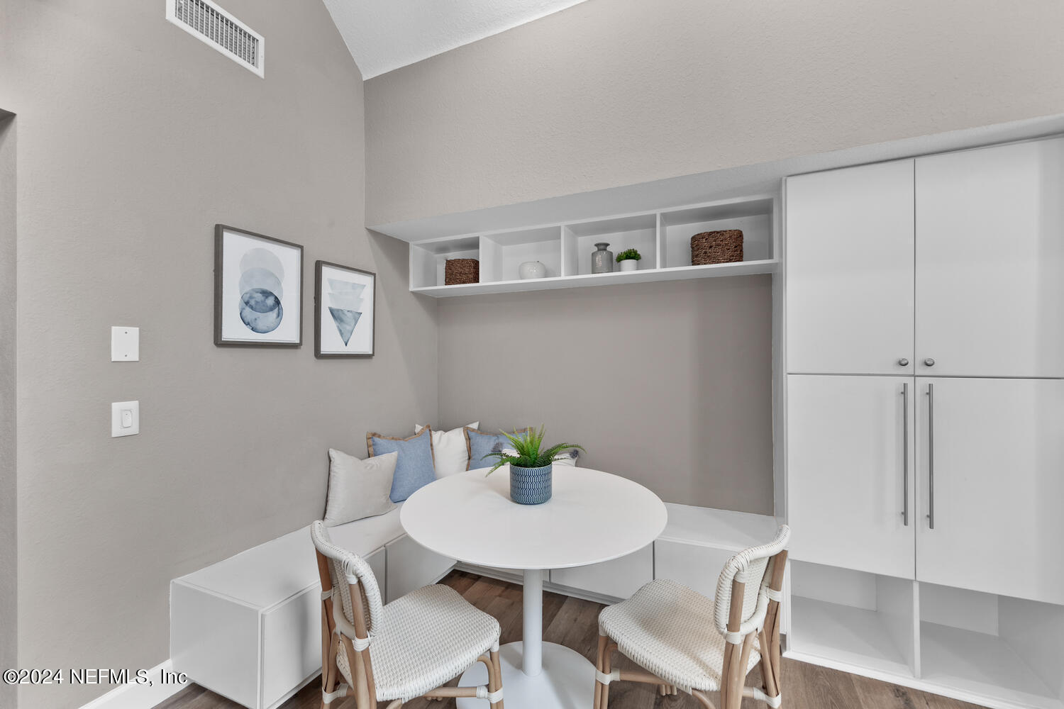 13703 RICHMOND PARK Drive N, 2205