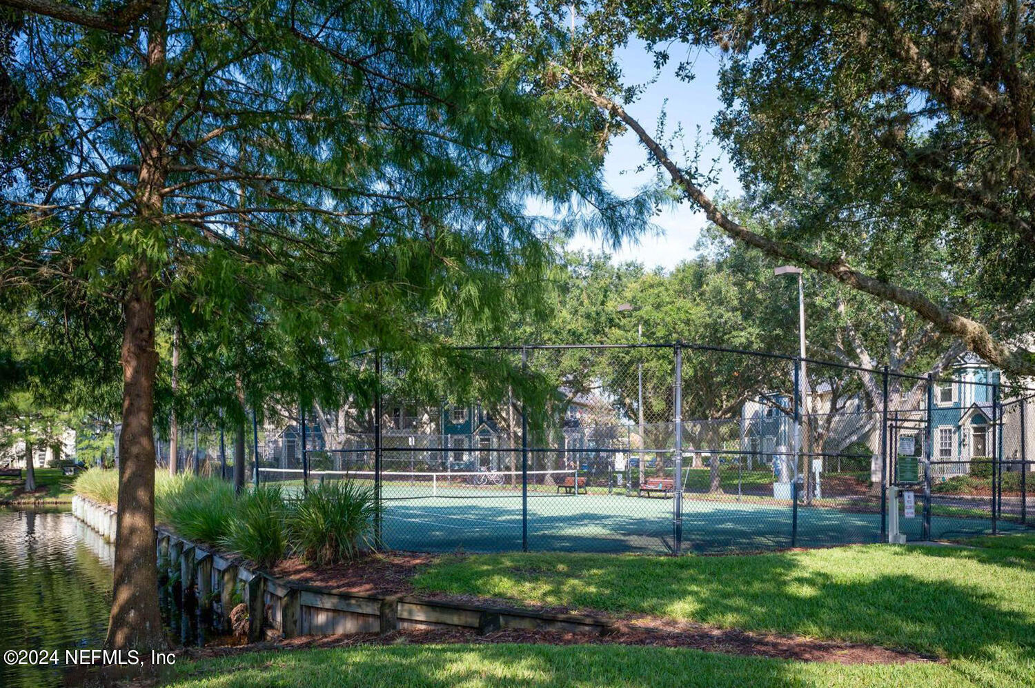 13703 RICHMOND PARK Drive N, 2205