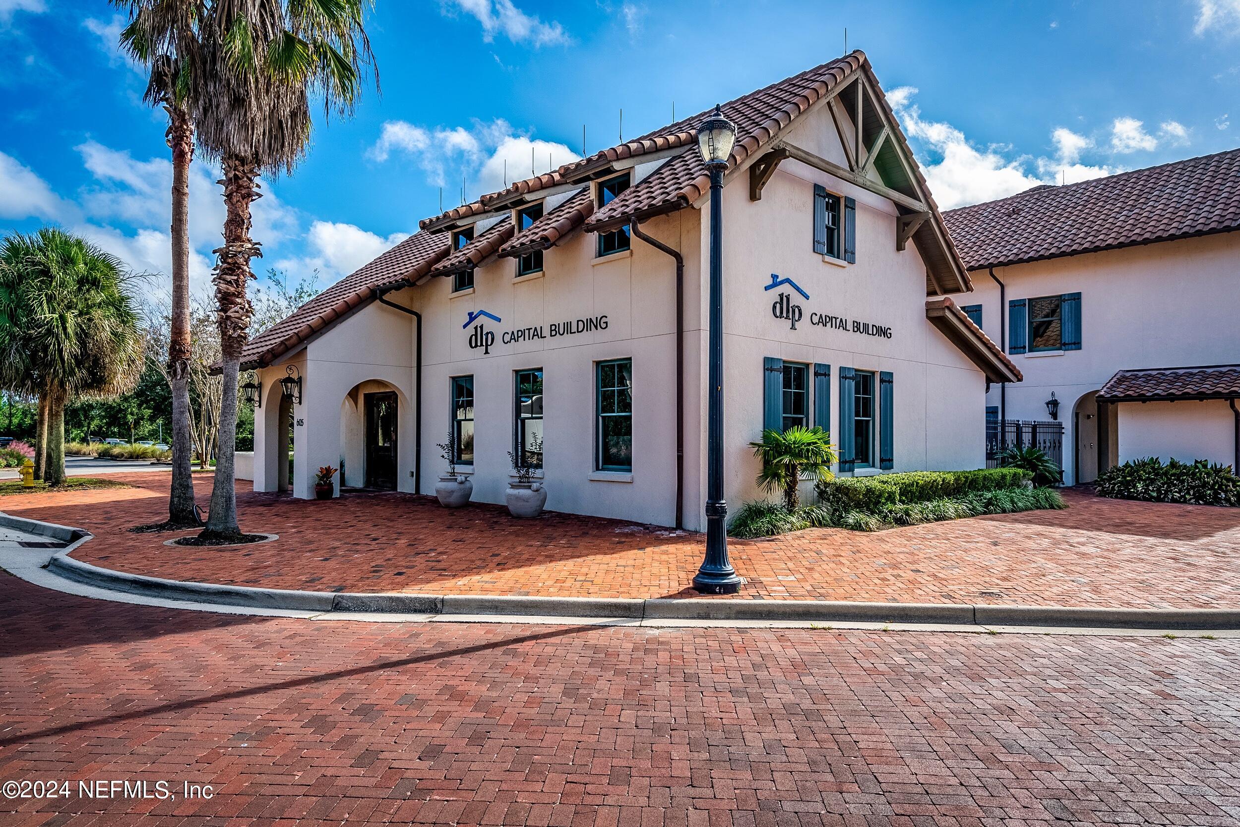 331 SOPHIA Terrace