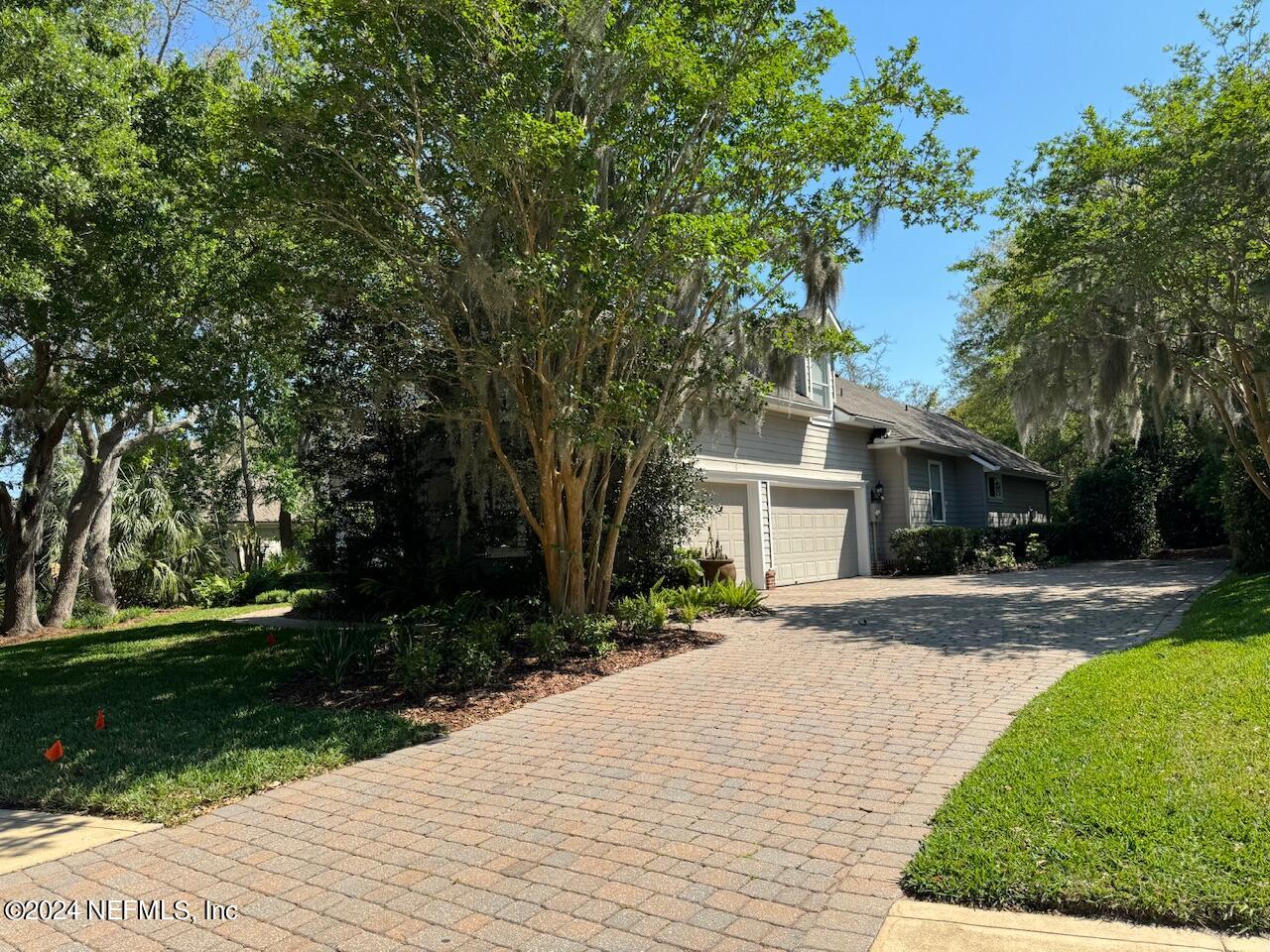 331 SOPHIA Terrace
