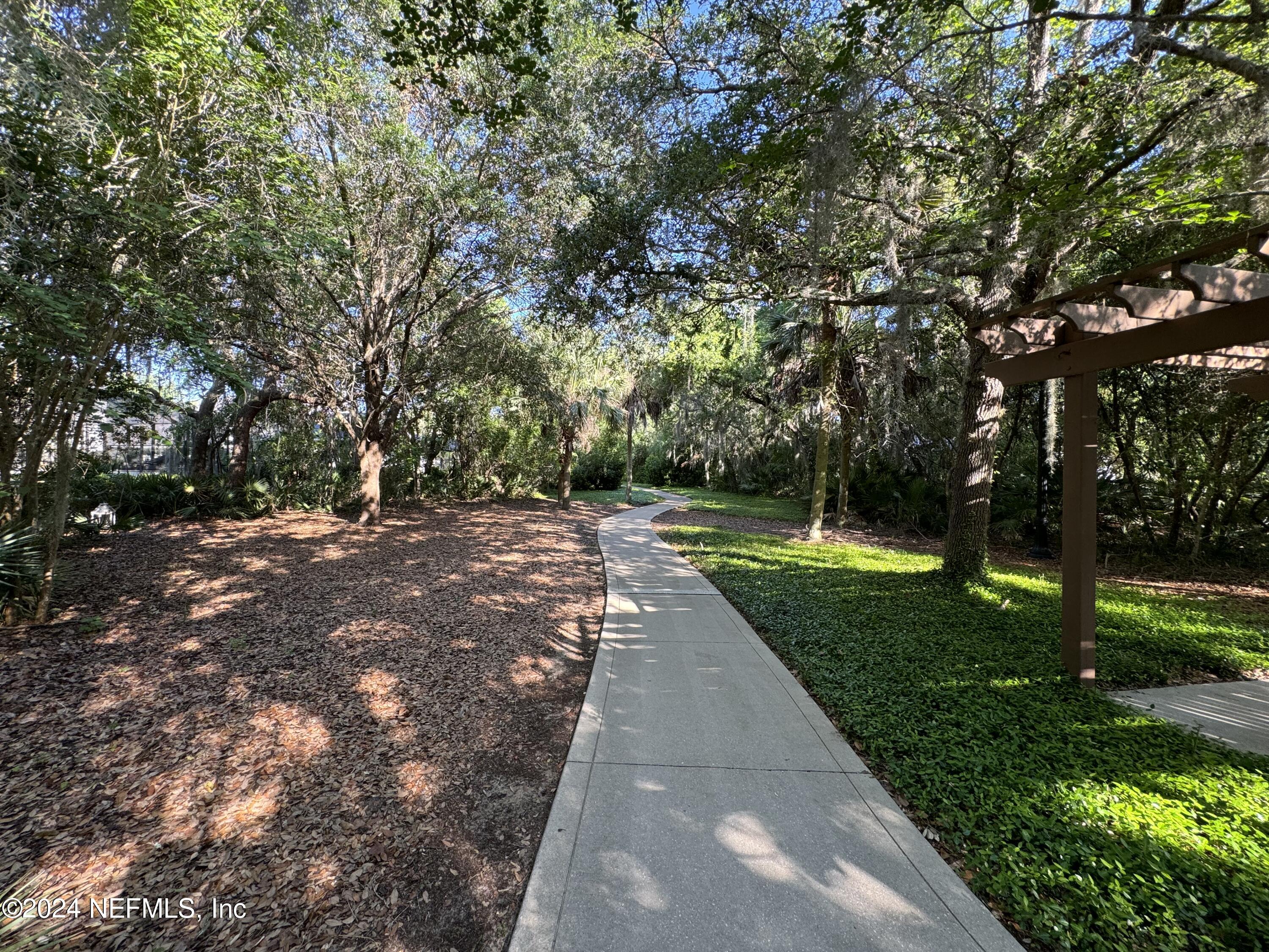 331 SOPHIA Terrace
