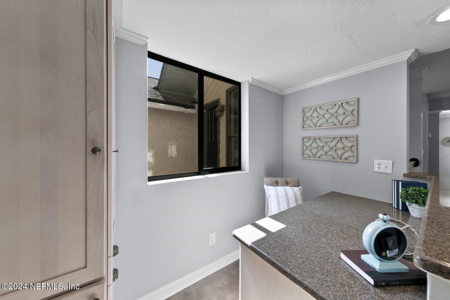 5923 SAXONY WOODS Lane